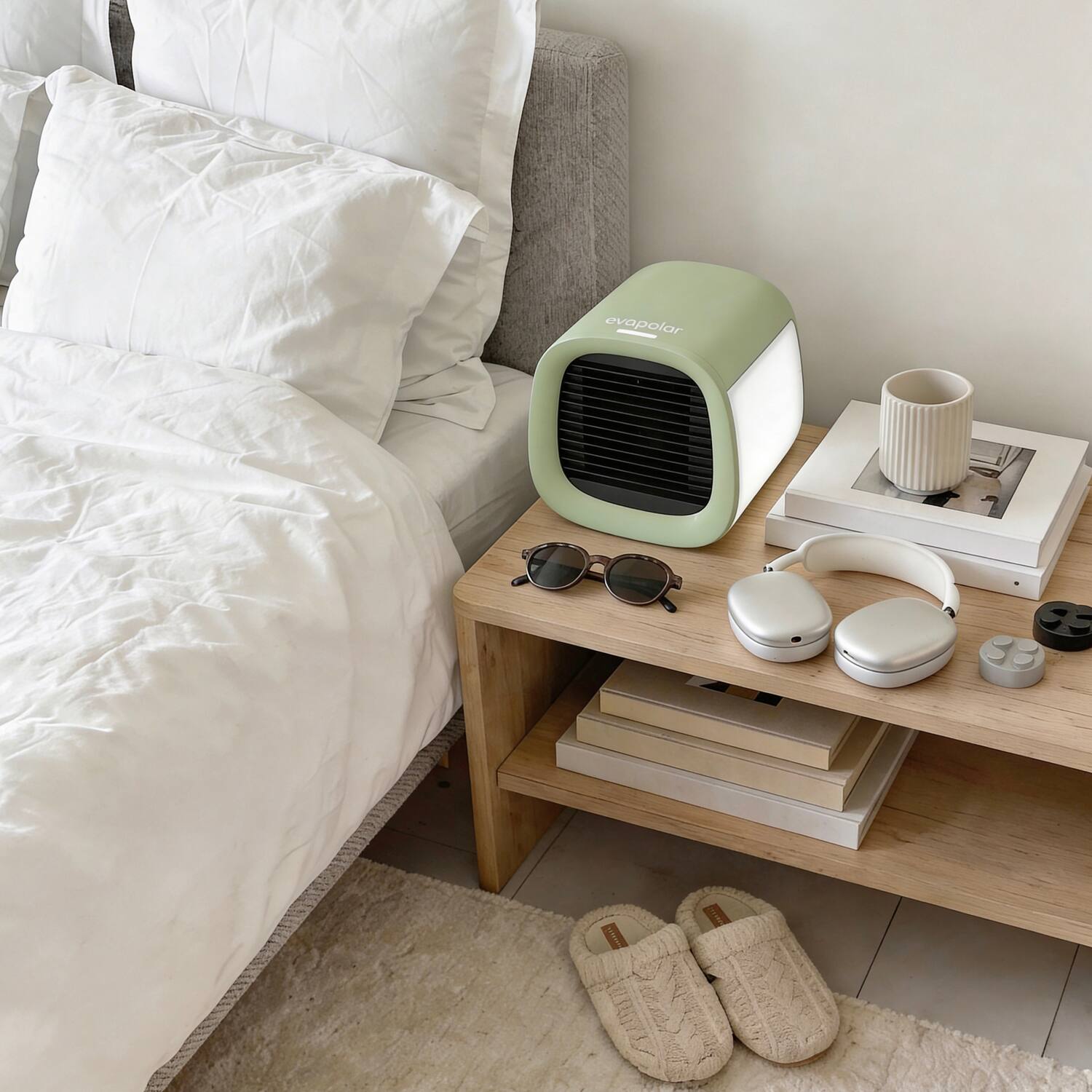 Left. Evapolar - evaCHILL Portable Personal Evaporative Air Cooler and Humidifier, 3 Speeds, 49.1 CFM, 7.5W - Green.