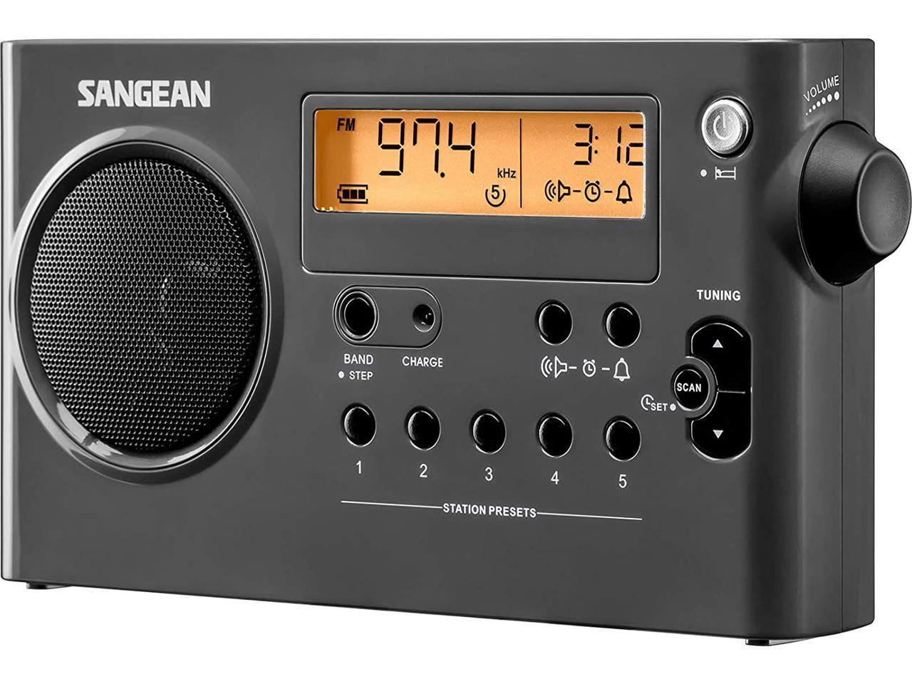 SANGEAN FM 904  
3 B1 kHz  
5 -0-A  
VOLUME  
TUNING  
BAND  
STEP  
CHARGE  
- O. -  
SCAN  
SET  
1 2 3 4  
STATION PRESETS  
5