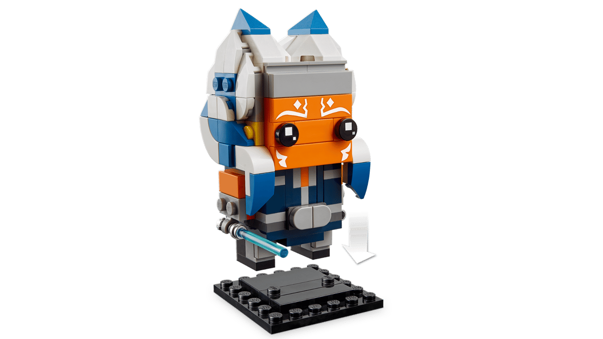 Back. LEGO - Lego BrickHeadz Star Wars Ahsoka Tano 40539 Building Set.