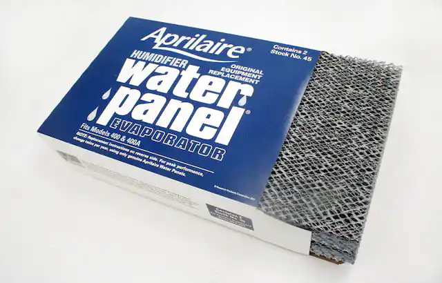 HUMIDIFIER
AprilAire®
ORIGINAL EQUIPMENT REPLACEMENT
WATER PANEL
EVAPORATOR
Fits Models 400 & 400A
NOTE: Replace twice per year, using only genuine AprilAire Water Panels. For peak performance, change instructions on reverse side.
Contains 2
Stock No. 45