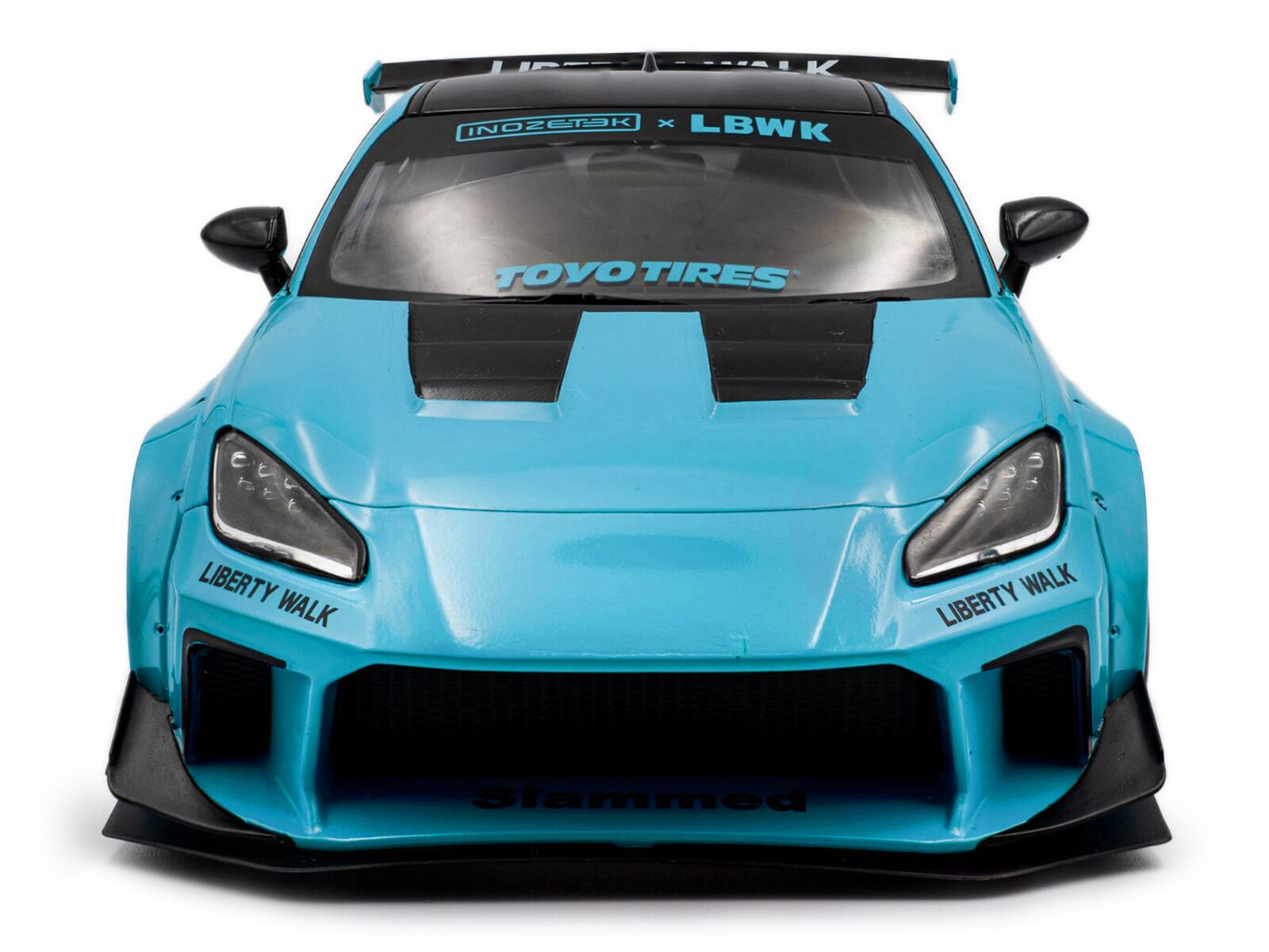 INOZET9K x LBWK  
TOYO TIRES  
LIBERTY WALK  
LIBERTY WALK  
Slammed