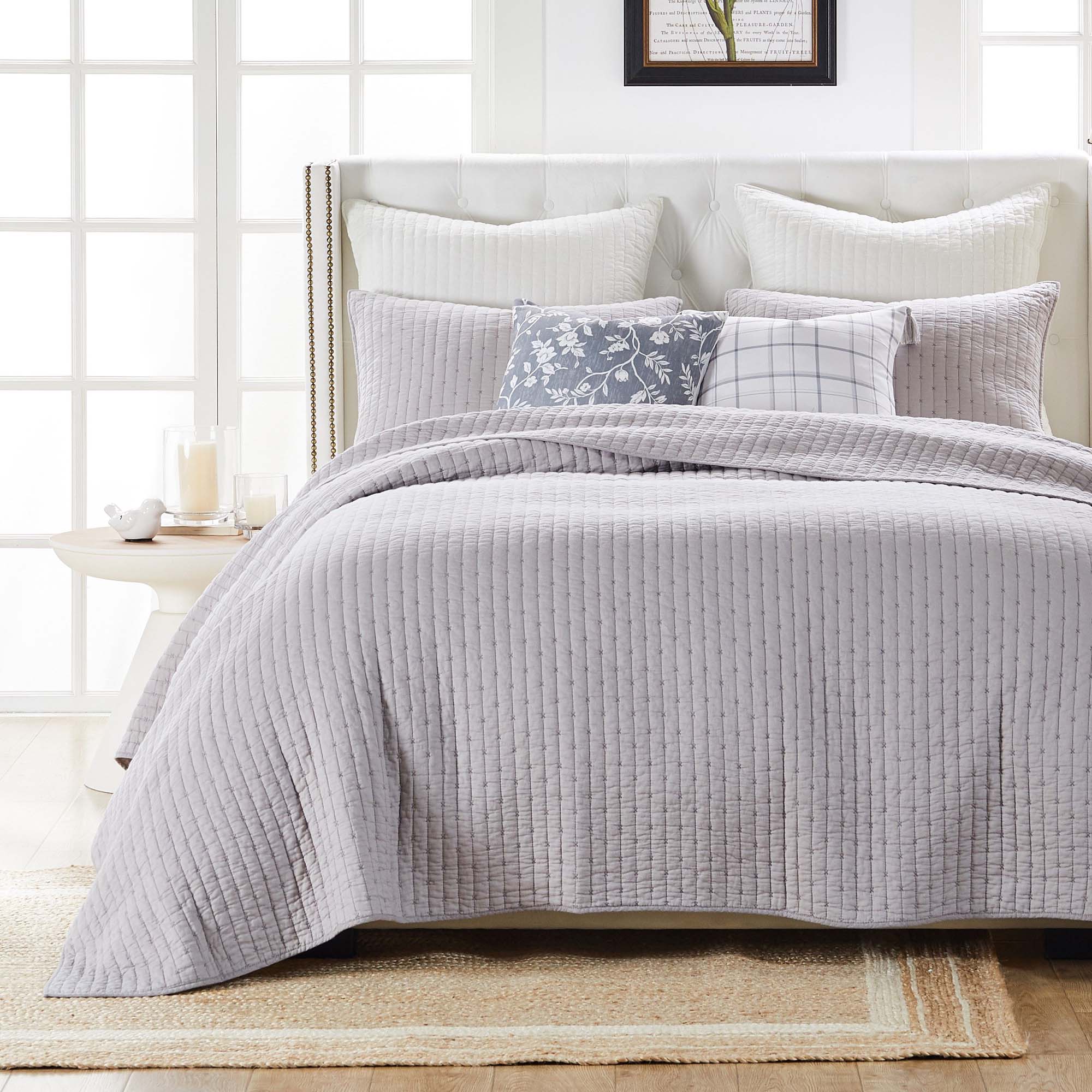 Alt View 1. Greenland Home Fashions - Greenland Home Fashions Monterrey Finely Stitched Quilt Set  Classic Solid Color Style 3-Piece King/California King Gray - Gray.
