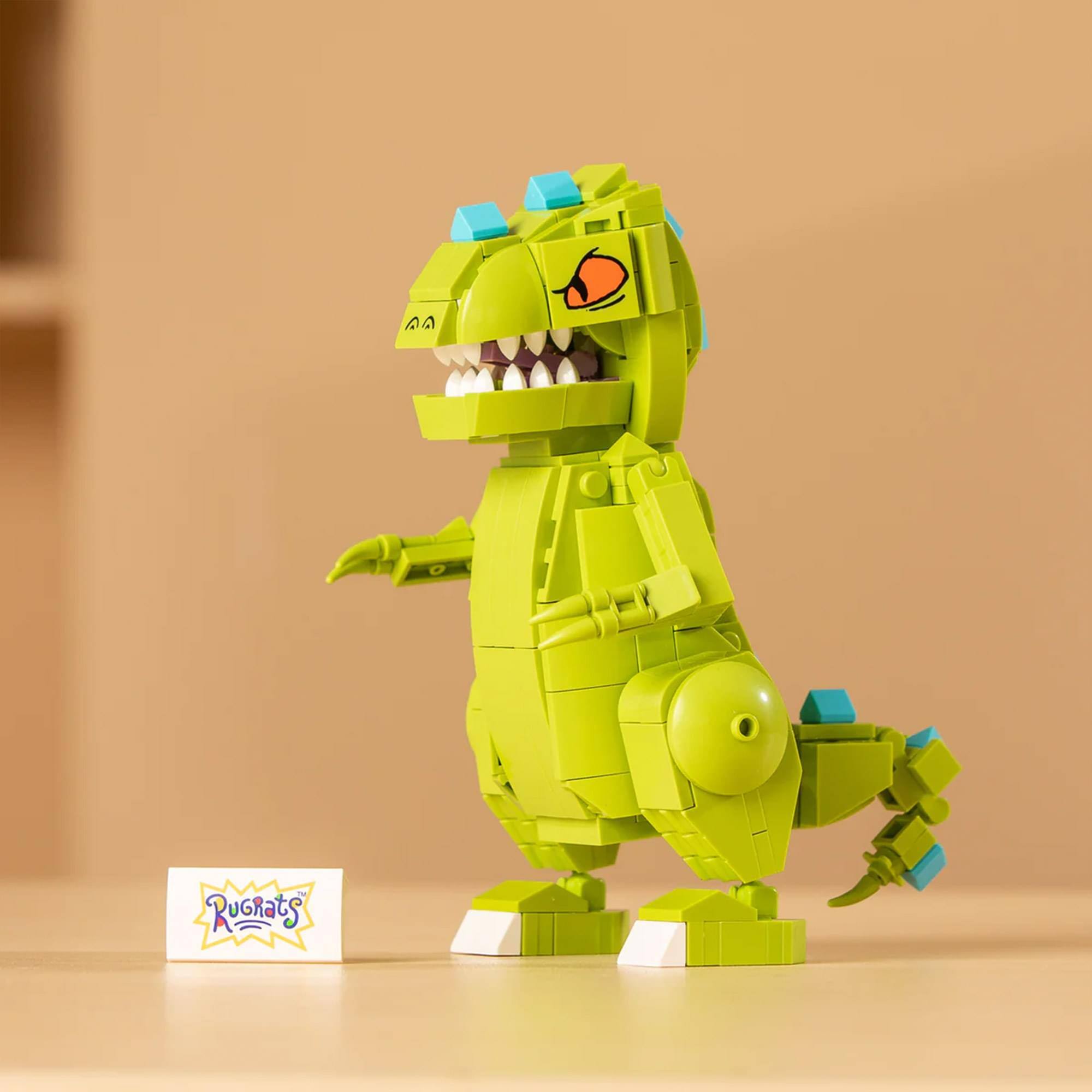 Alt View 3. Nickelodeon - Nickelodeon Characters 833-Piece Brickcraft Building Set - Multi-Colored.