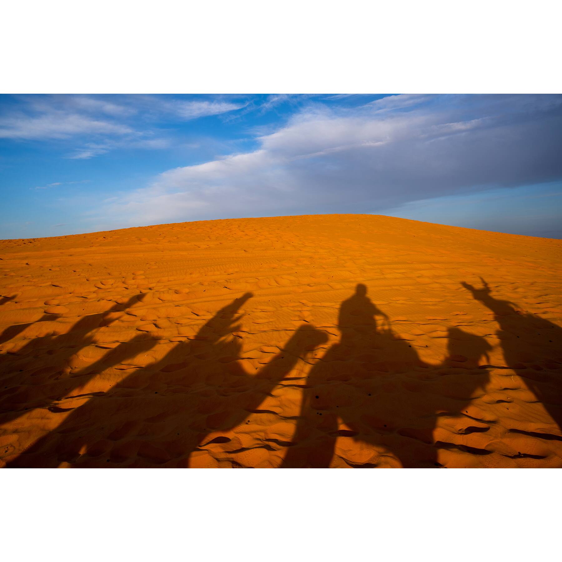 Alt View 4. Sony - 28-200mm F2.8-5.6 Di III RXD A071 Lens for Sony E-Mount Mirrorless Camera Bundle.