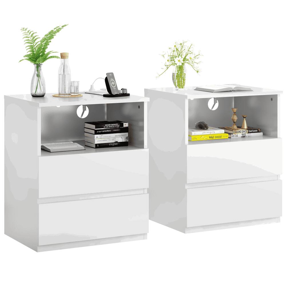 Sure, here is the corrected and grouped text:

- "T"
- "u addaa M"
- "COM DSGiNG GRACE Cm Conote a i m"

The text appears to be fragmented and may not form coherent words or phrases. If you have more context or a clearer image, I might be able to help further!