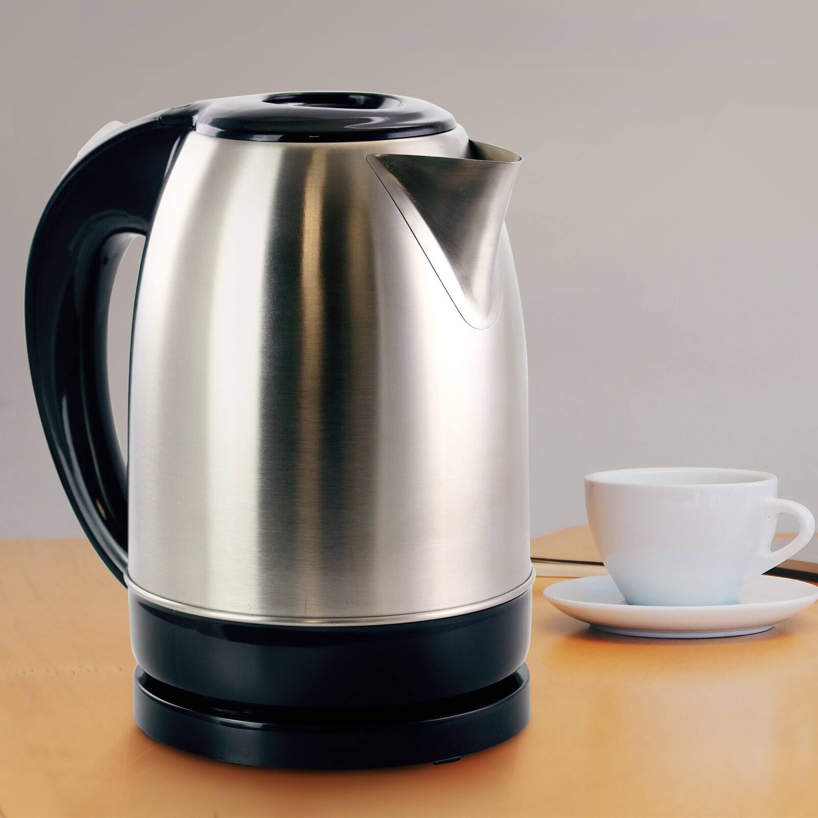 Alt View 2. Better Chef - Better Chef 1.7 L Cordless Stainless Steel Electric Tea Kettle - Silver.
