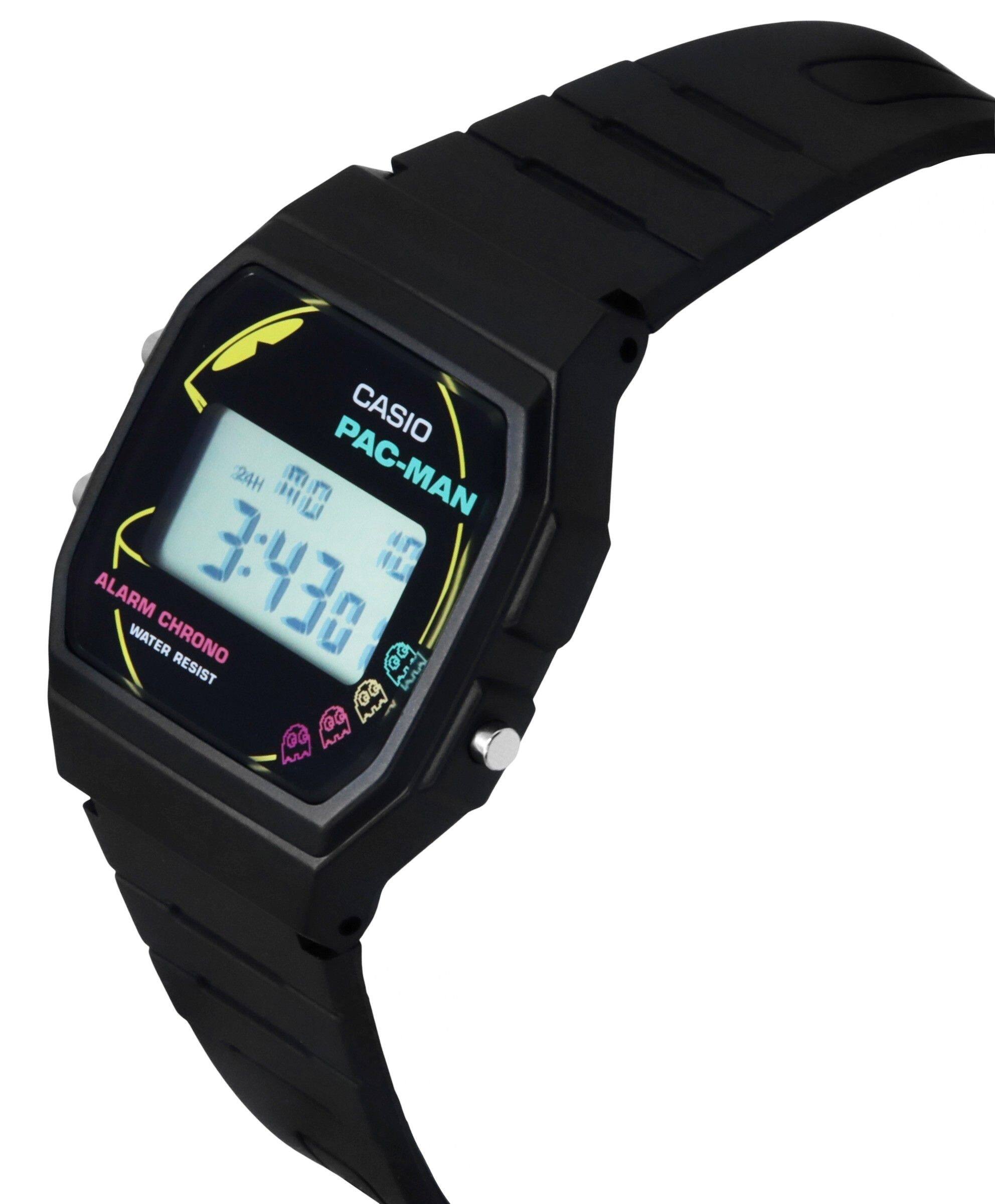 CASIO  
PAC-MAN  
24H  
3:43:01  
ALARM CHRONO  
WATER RESIST
