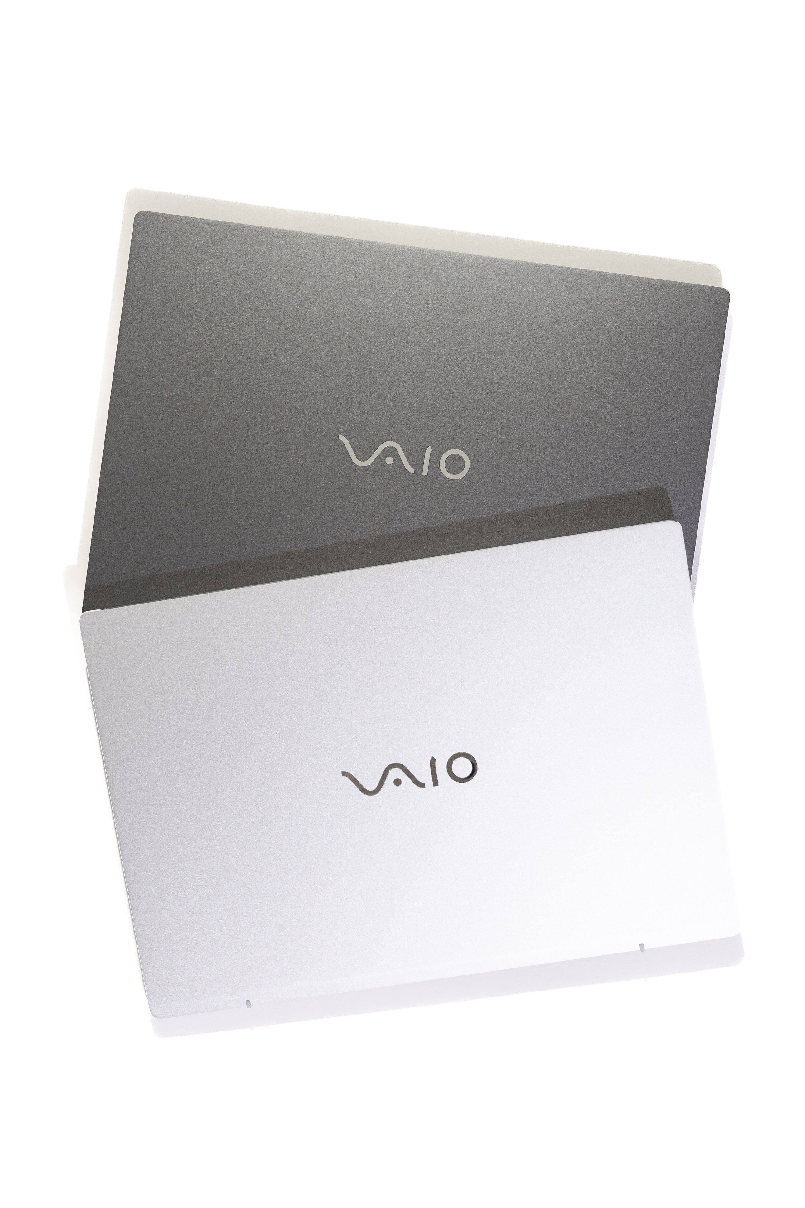 Alt View 2. VAIO - Vaio 16"  Windows 11 | Intel Core i5 | 16GB RAM | 512 GB SSD | - Steel.