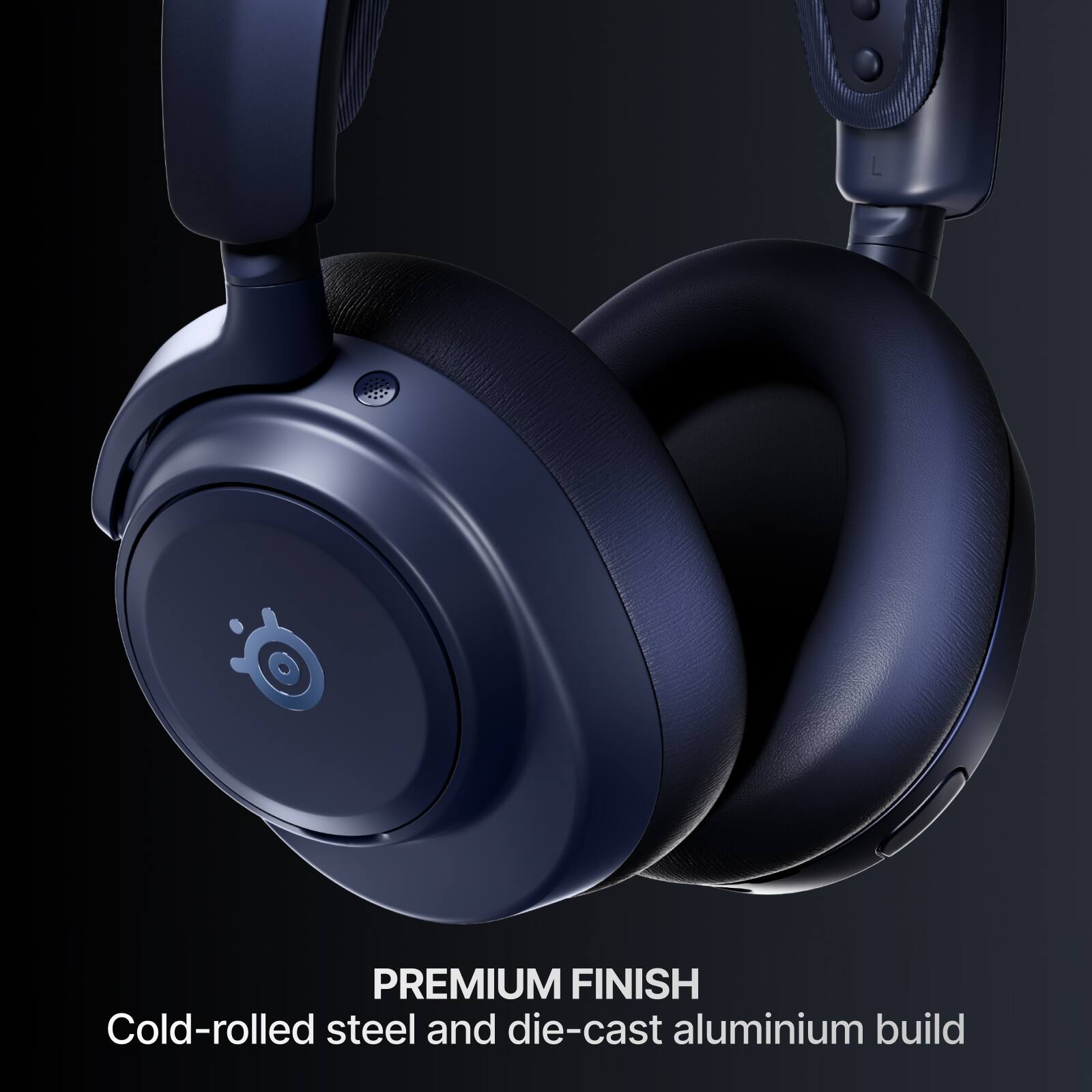 PREMIUM FINISH  
Cold-rolled steel and die-cast aluminium build