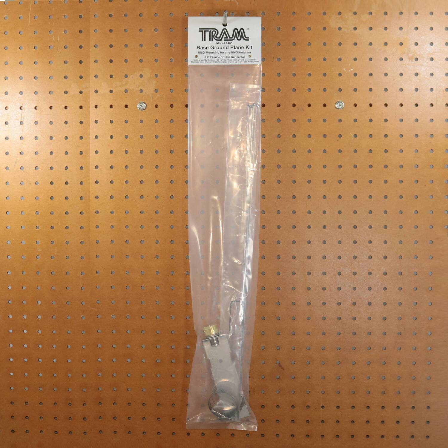 TRAM  
Base Ground Plane Kit  
MMD Mounting Frame for any MMD Antenna  
UPF-1500 Series