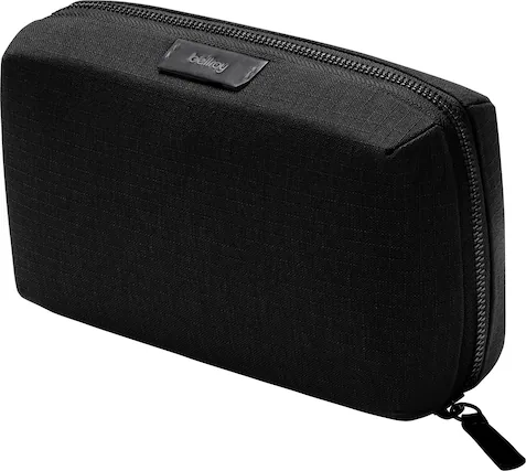 Front. Bellroy - Tech Kit - Slate.