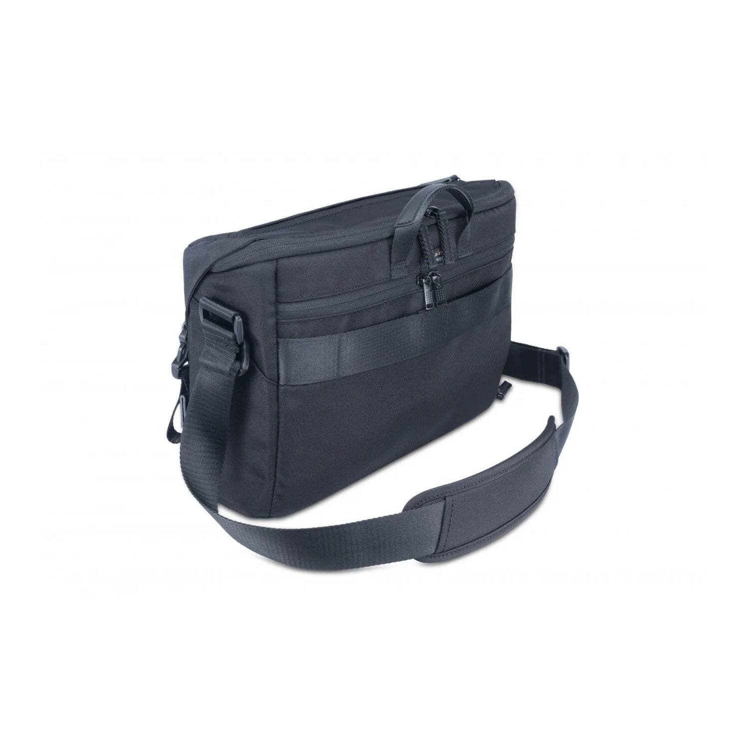 Left. Vanguard - VANGUARD VEO GO34M BK Shoulder Bag for Mirrorless/CSC Cameras - Black.