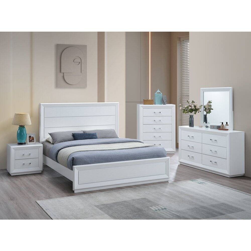 Alt View 3. Glory Furniture - Mars Queen Bed - White.