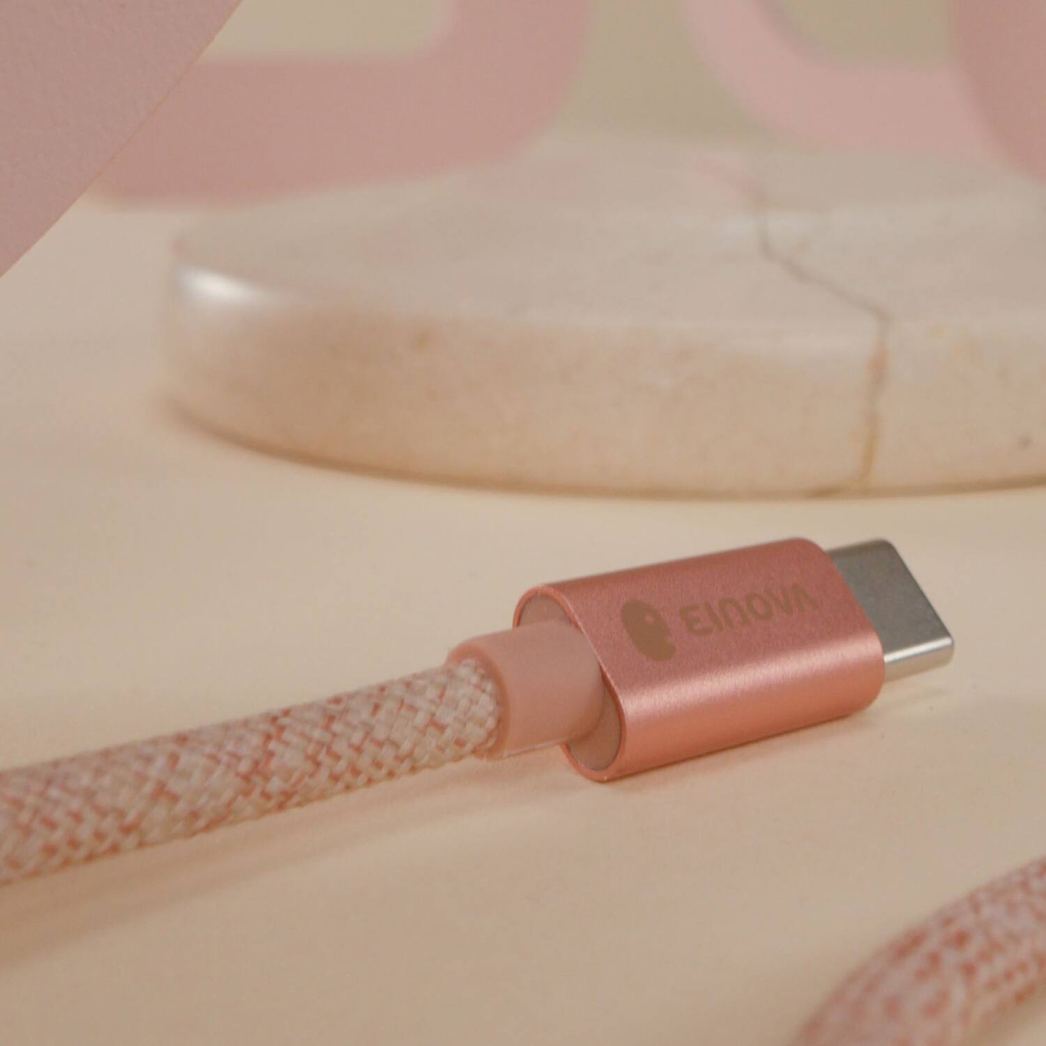 Back. Einova - Einova Wpcscrc4s400us Classic Stone Marble Wireless Charger, Cream Marble - beige.