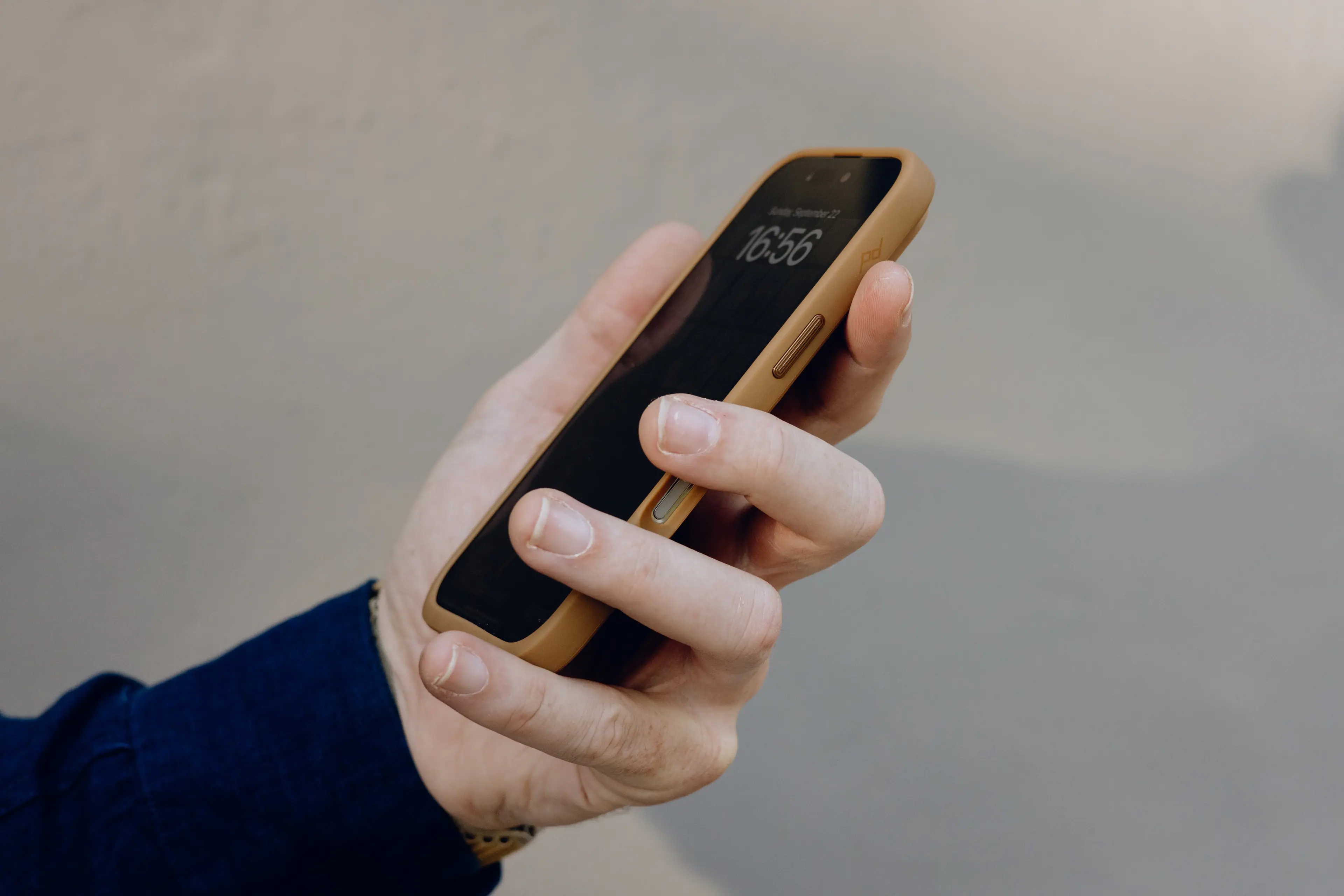 The text on the image reads "16:56".