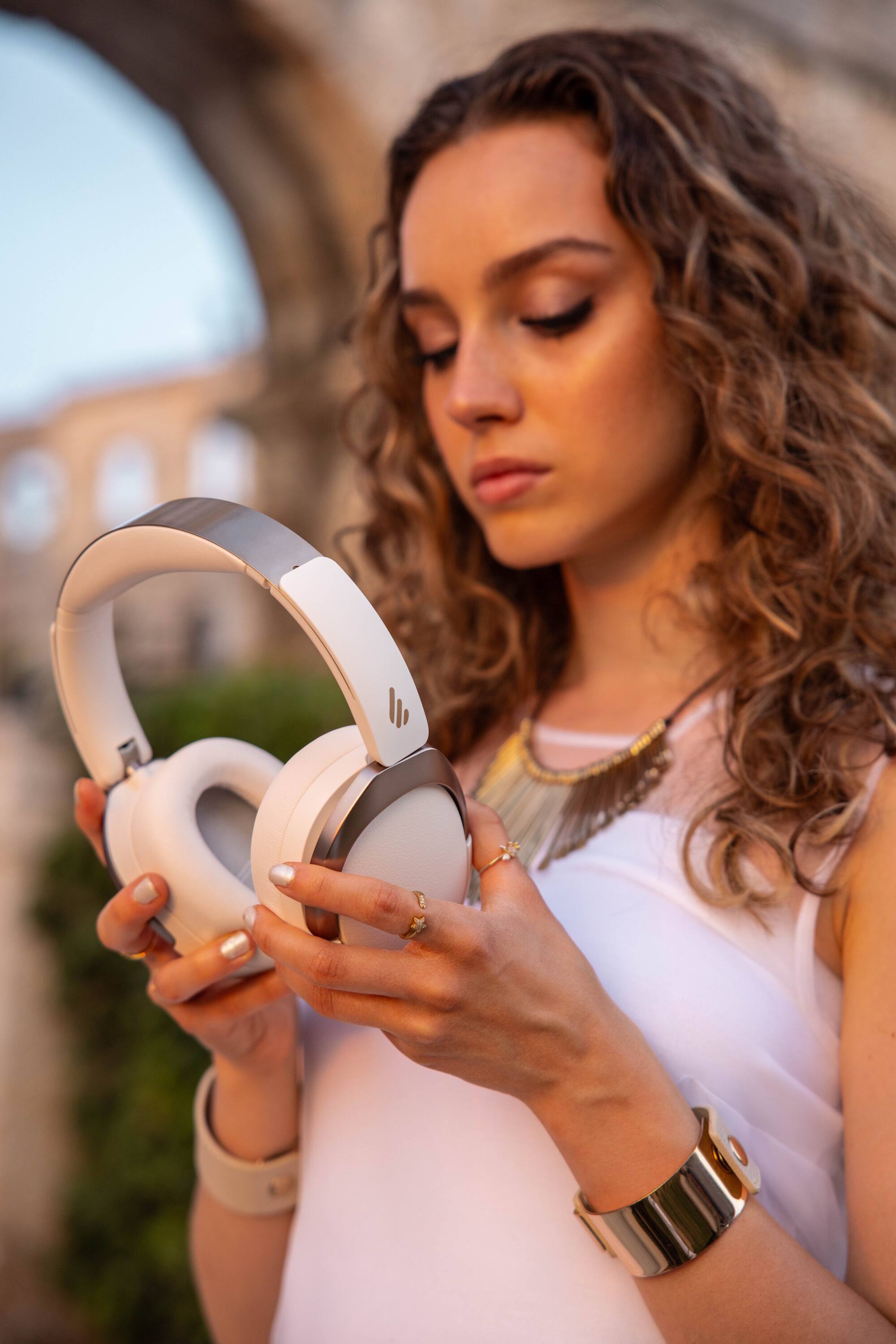 Alt View 2. Edifier - WH950NB Wireless Noise Cancelling Over-Ear Headphones - Ivory.