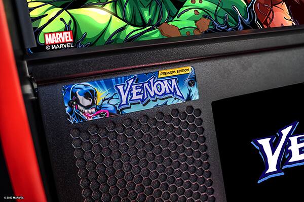 2023 MARVEL  
MARVEL MARVEL  
PREMIUM EDITION VENOM  
VENOM