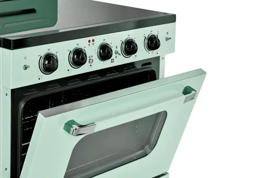 The text on the image reads:

"OFF - MA OF - 000 - 000 - 0 1 4"

This text is likely a code or instructions for the oven, but it is not clear what it means without further context.