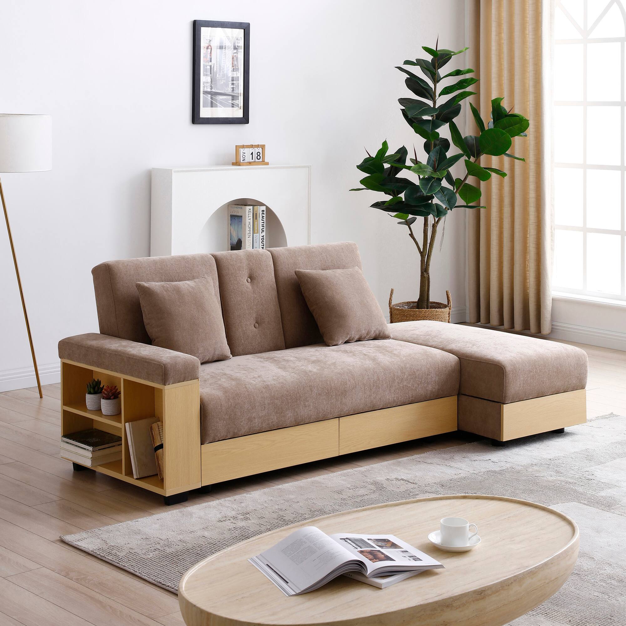 5 - 18 NME VARVES POUTH

The image shows a modern living room setup with a beige sofa, a wooden coffee table, a potted plant, and various decorative items.