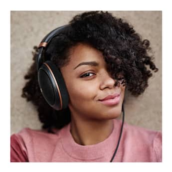 Sennheiser HD 505 Wired Over Ear Open Back Studio Headphones Sennheiser HD 505 Wired Over Ear Open Back Studio Headphones