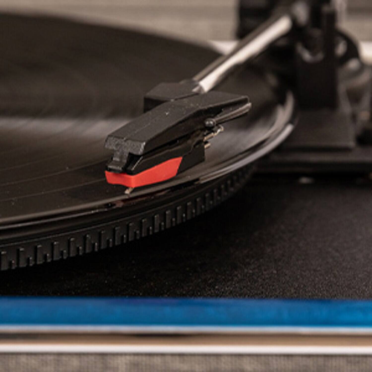 Alt View 3. PopMarket - GPO Retro BERMUDAG Bermuda Classic Turntable USB With Removable Legs - Grey / Cream   - TURNTABLES - Gray.