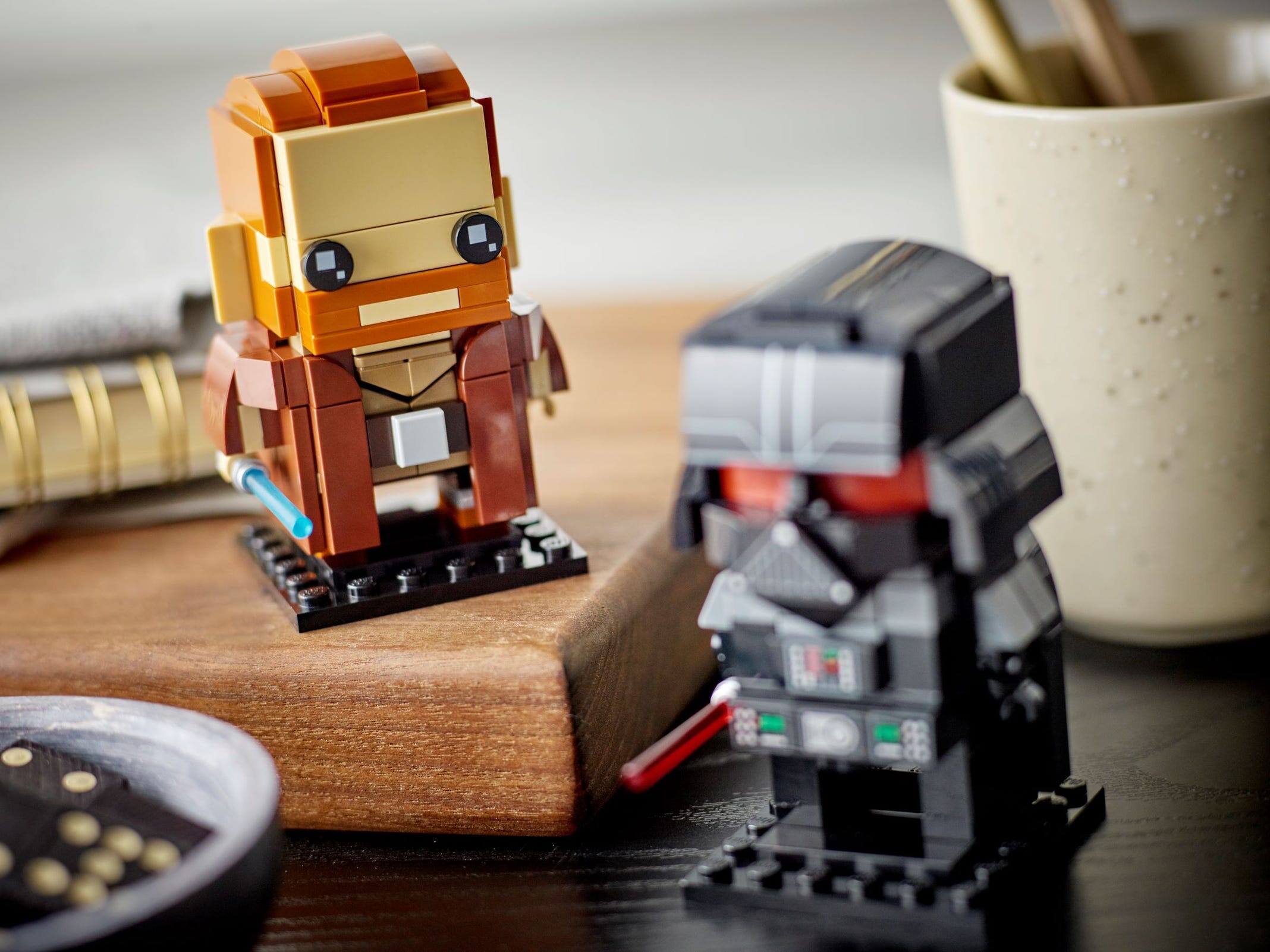 Alt View 7. LEGO - LEGO BrickHeadz: Star Wars [Obi-Wan Kenobi & Darth Vader #40547].