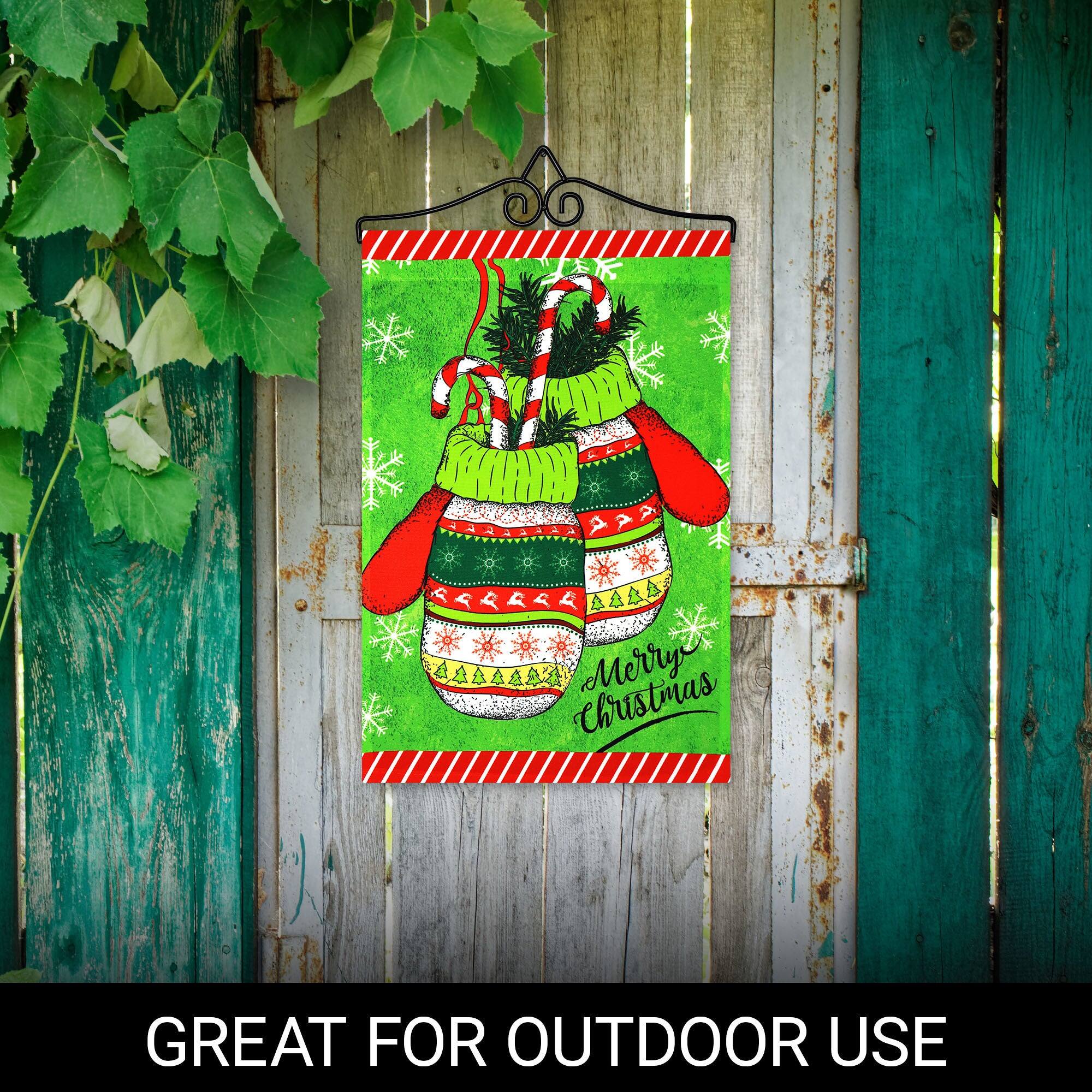 Merry Christmas  
GREAT FOR OUTDOOR USE