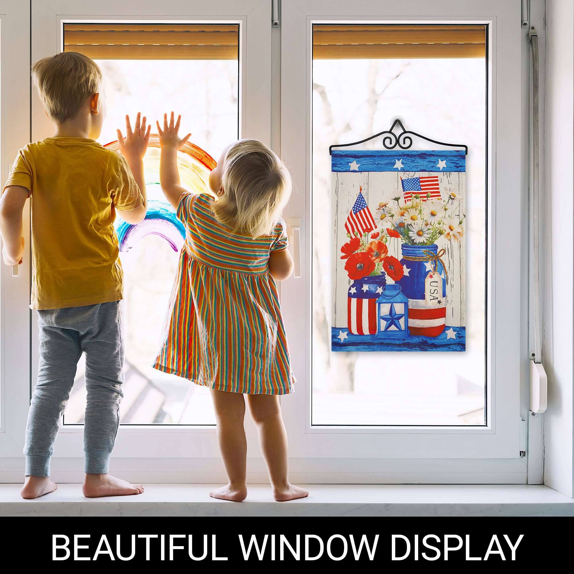 BEAUTIFUL WINDOW DISPLAY
