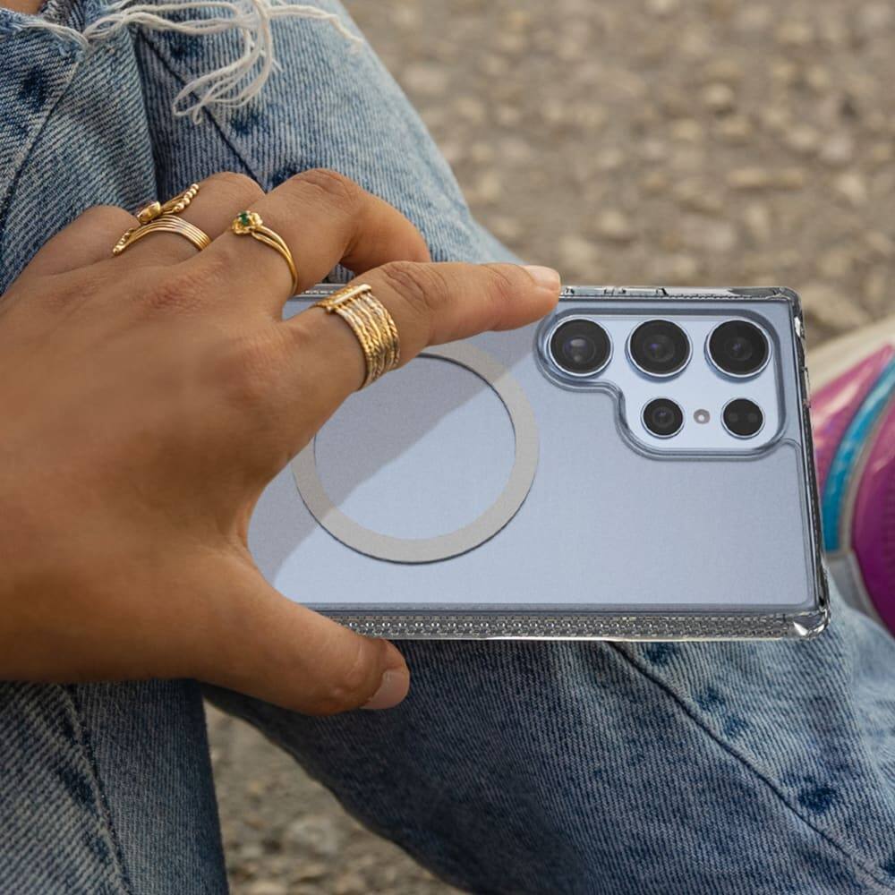 Alt View 7. Itskins - Hybrid_R Clear MagSafe Case for Samsung Galaxy S25 Ultra - Clear.