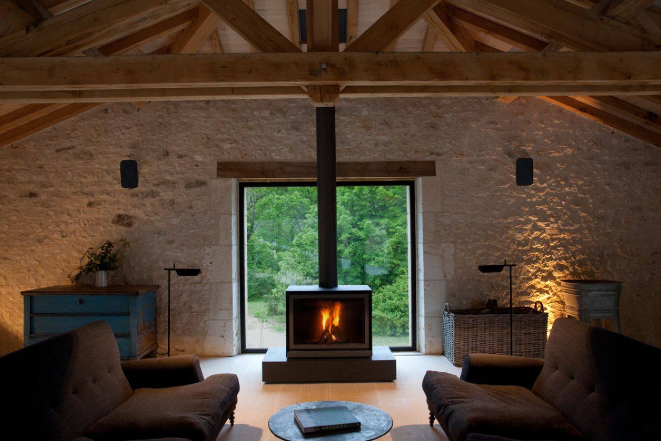 Alt View 18. Bowers & Wilkins - Architectural Monitor 5" 100W 2-Way Indoor/Outdoor Loudspeakers (Pair) - Black.