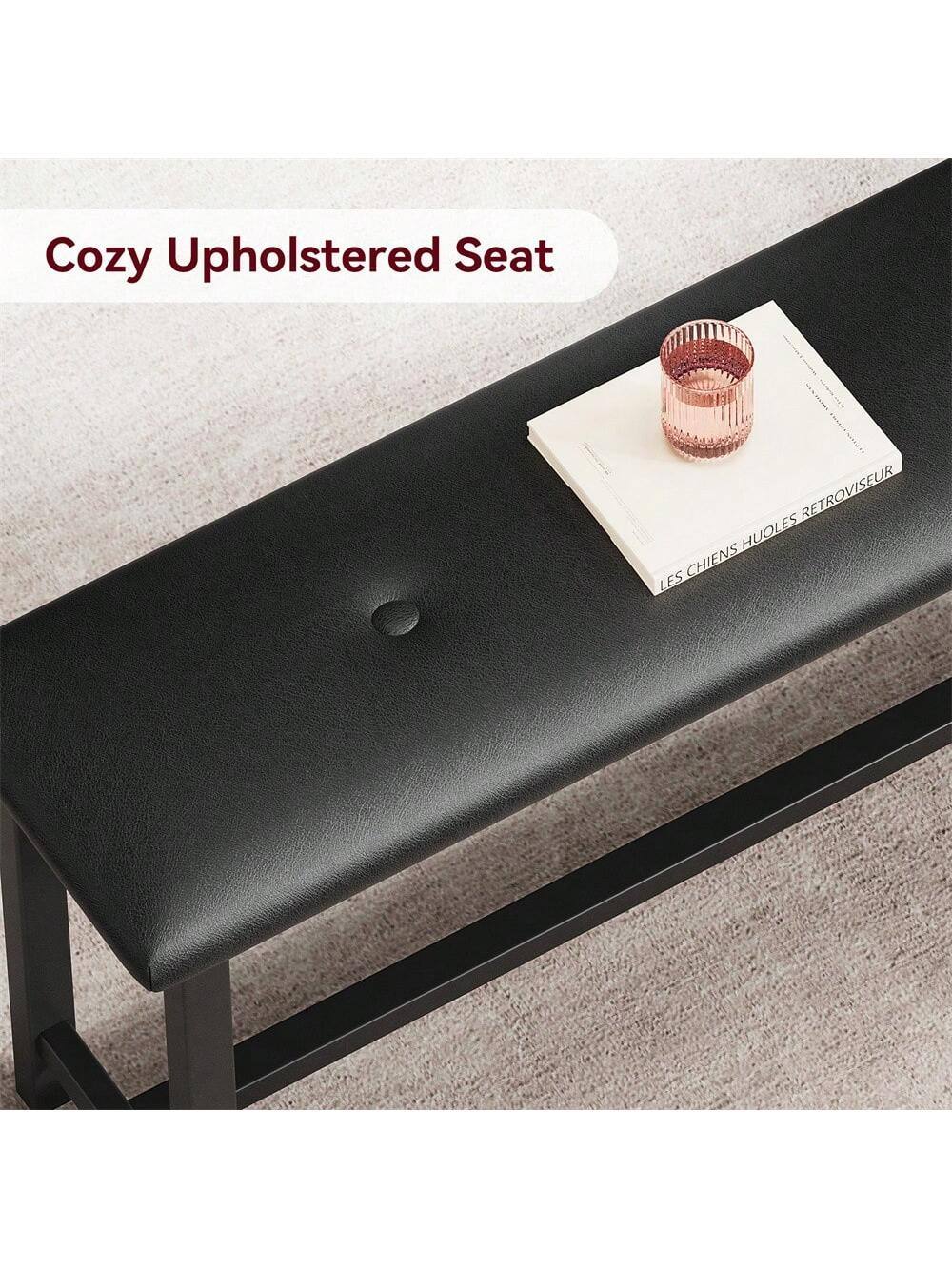 Cozy Upholstered Seat

LES CHIENS HUOLES RETROVISEUR