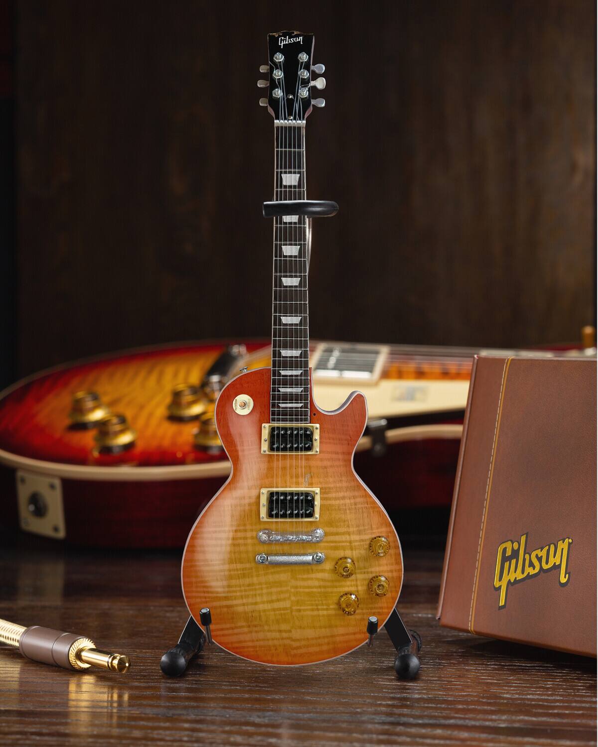 Gibson  
Gibson