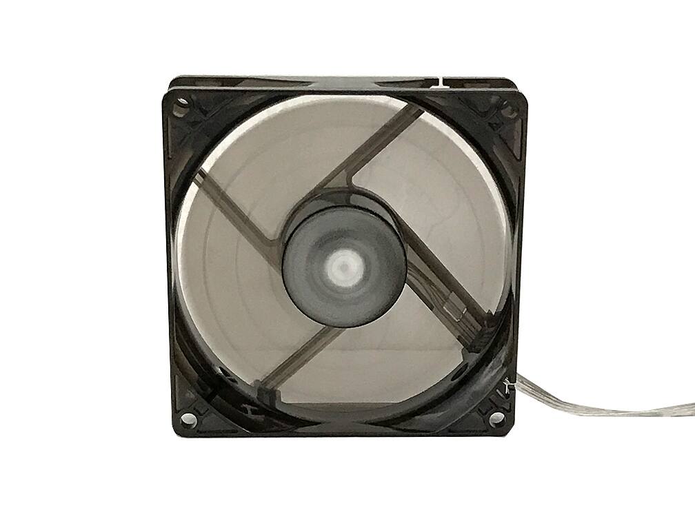 Alt View 2. Bluegears - b-PWM 80mm Black, Speed range 500-4000 RPM, Airflow at 78 CFM, 2 ball bearing, 4 pins PWM fan - Translucent Black.