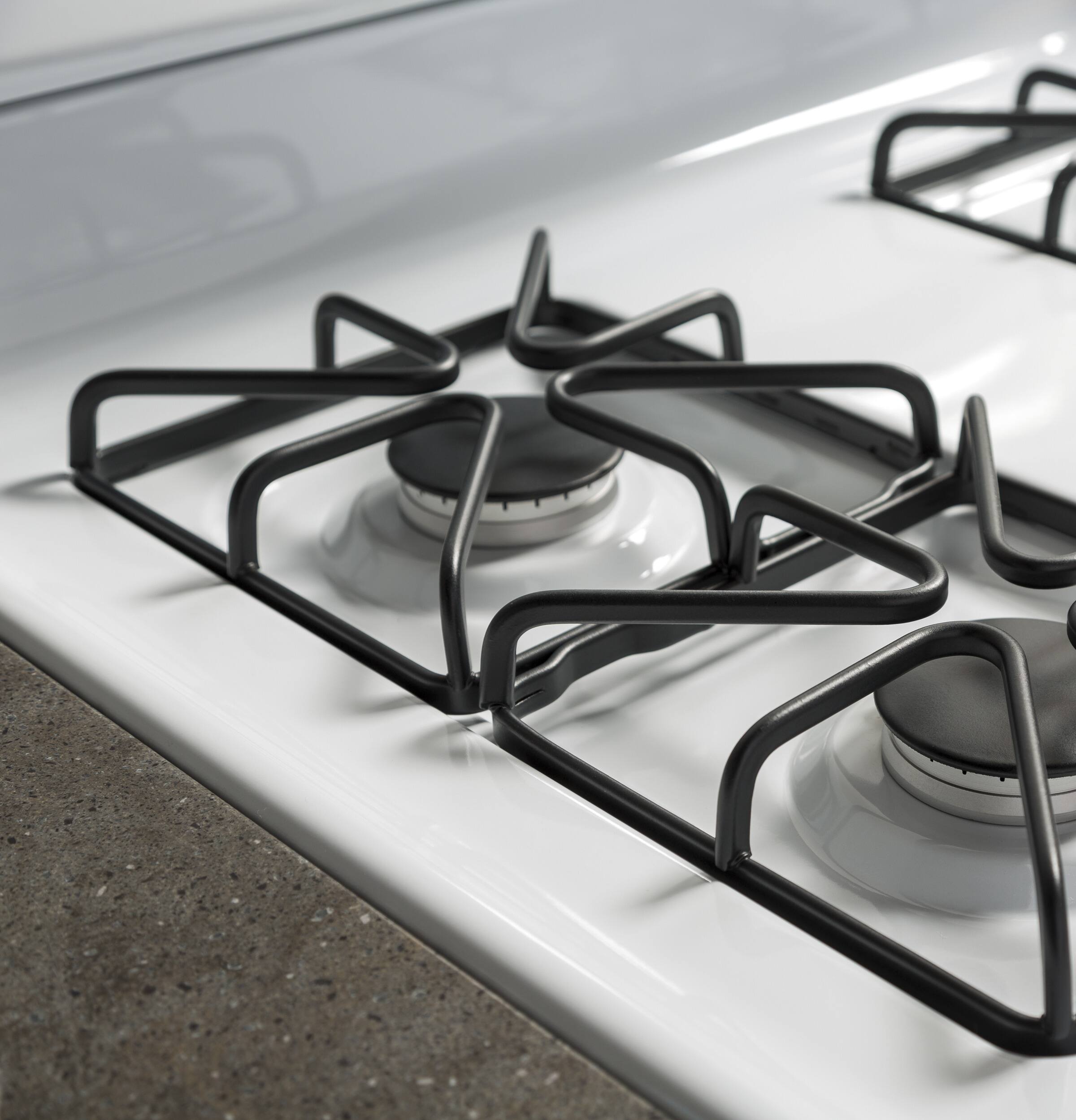 Alt View 14. GE - 4.8 Cu. Ft. Freestanding Gas Range - White.