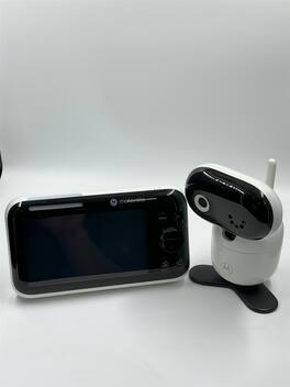 Motorola - Refurbished PIP1610-2 HD CONNECT 5.0" Wi-Fi® HD Video Baby Monitor - Two Camera Set - White