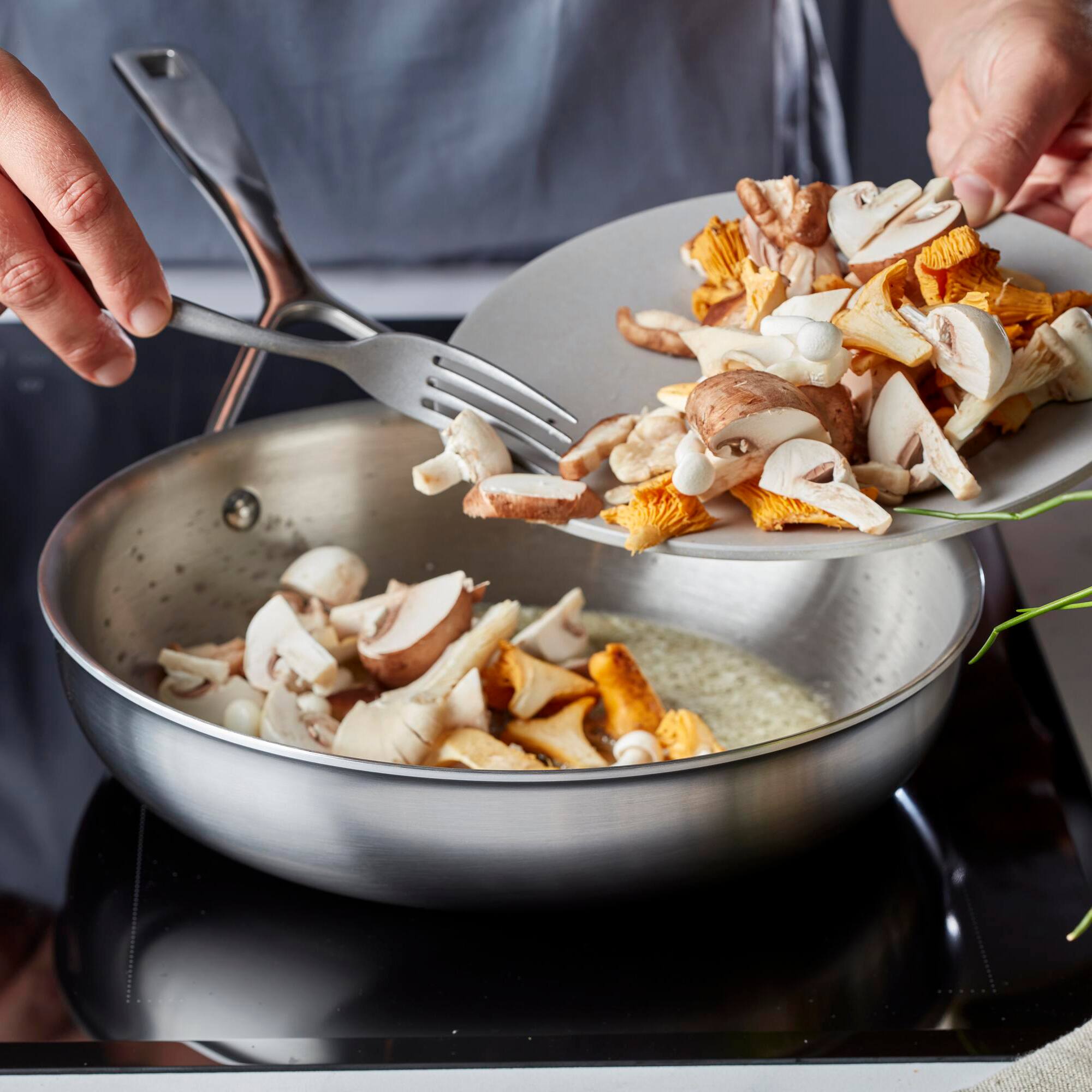 Alt View 3. Demeyere - Demeyere Essential 5-ply 8-inch Stainless Steel Fry Pan - Stainless Steel.