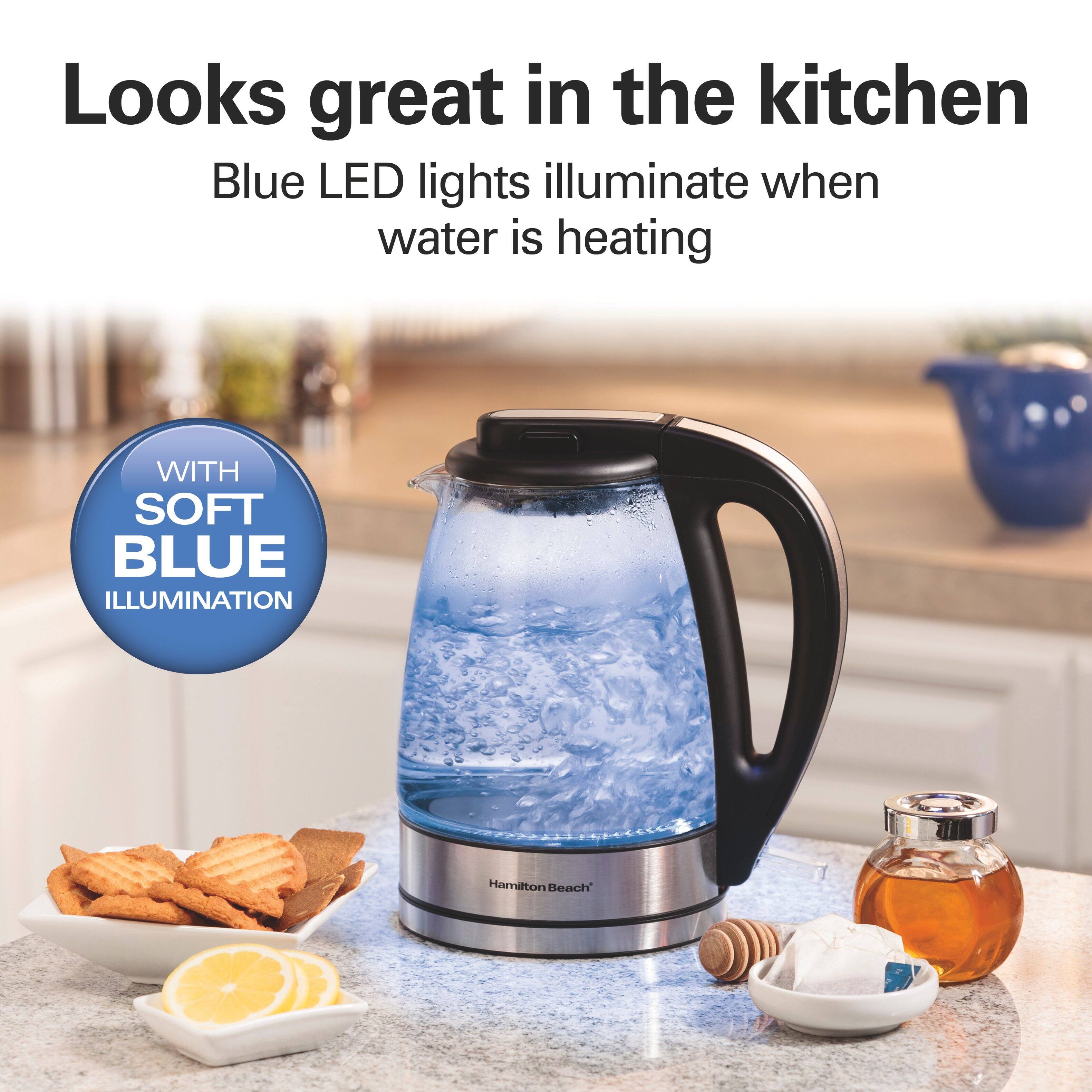 Looks great in the kitchen

Blue LED lights illuminate when water is heating

WITH SOFT BLUE ILLUMINATION

Hamilton Beach