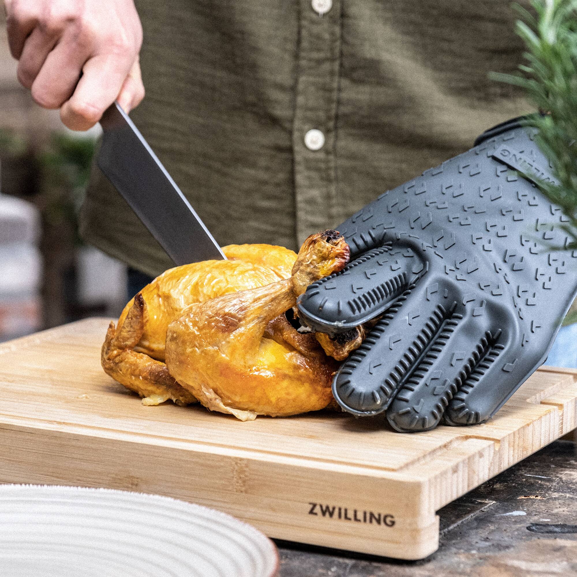 Alt View 2. ZWILLING - ZWILLING BBQ+ 3-pc Silicone Grill Mat & Gloves Set - Charcoal.