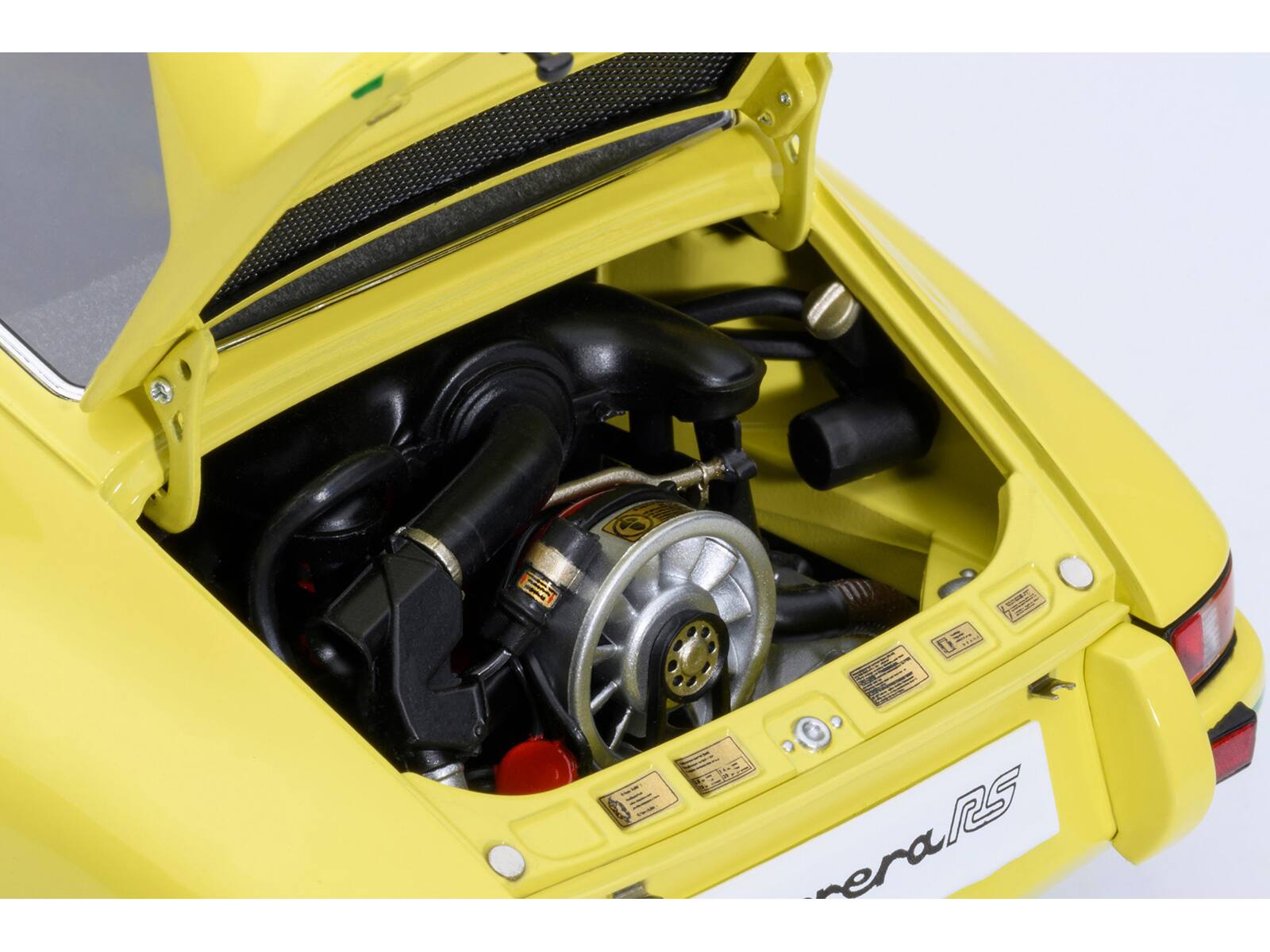 The text on the image reads: "era RS"