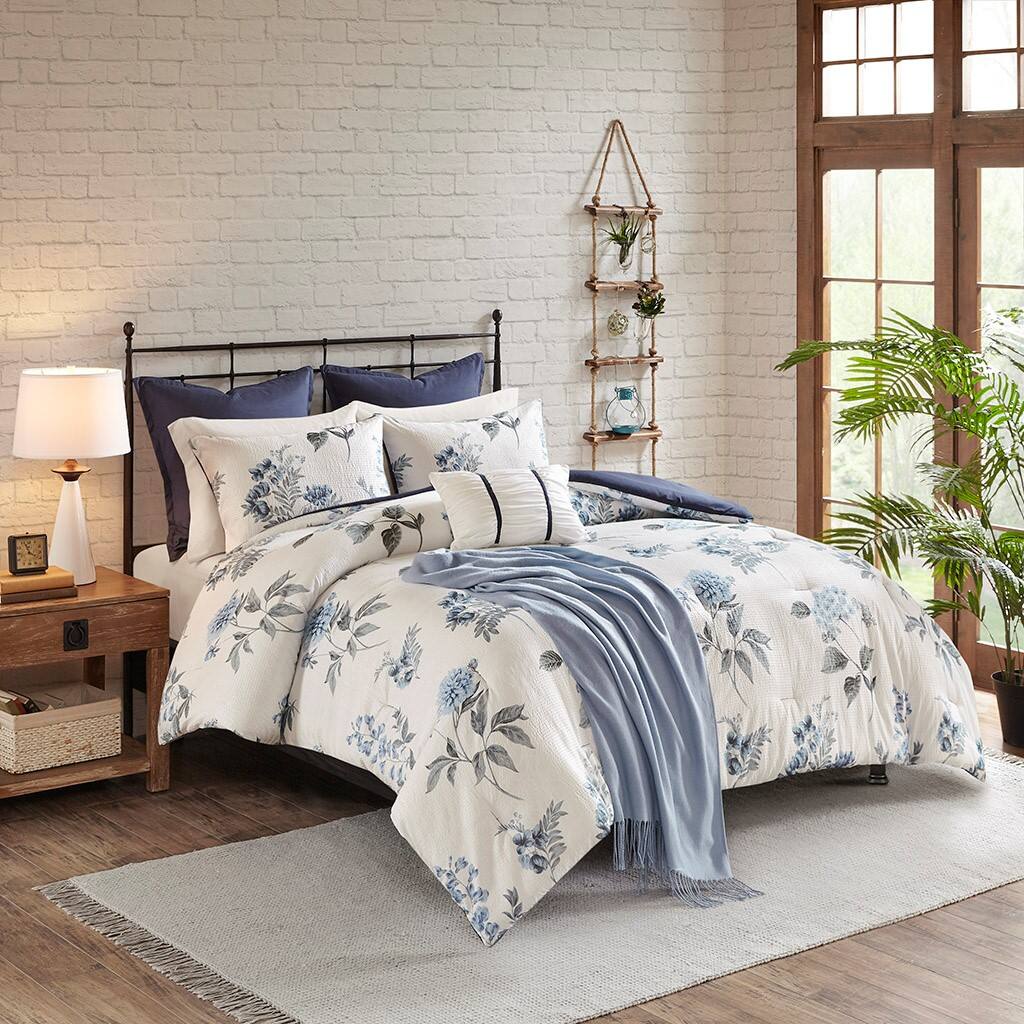 Alt View 1. Gracie Mills - Gracie Mills Marlin 7 Piece Printed Seersucker Comforter Set with Throw Blanket - Blue.