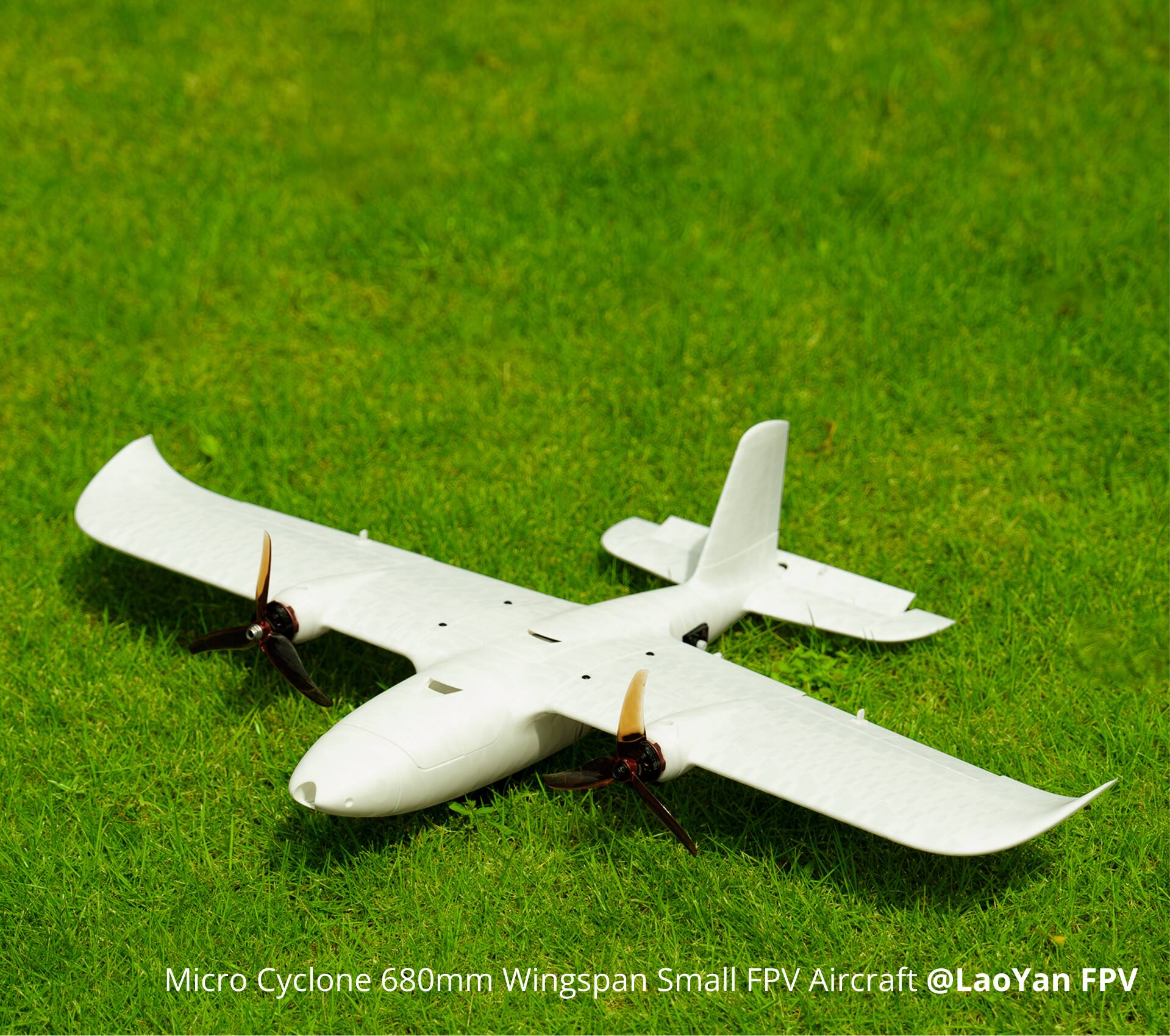Micro Cyclone 680mm Wingspan Small FPV Aircraft @LaoYan FPV