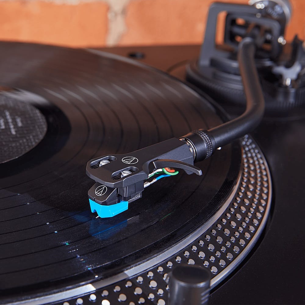 Front. Audio-Technica - Audio-Technica AT-VM95C/H Headshell/Cartridge Kit - Blue.