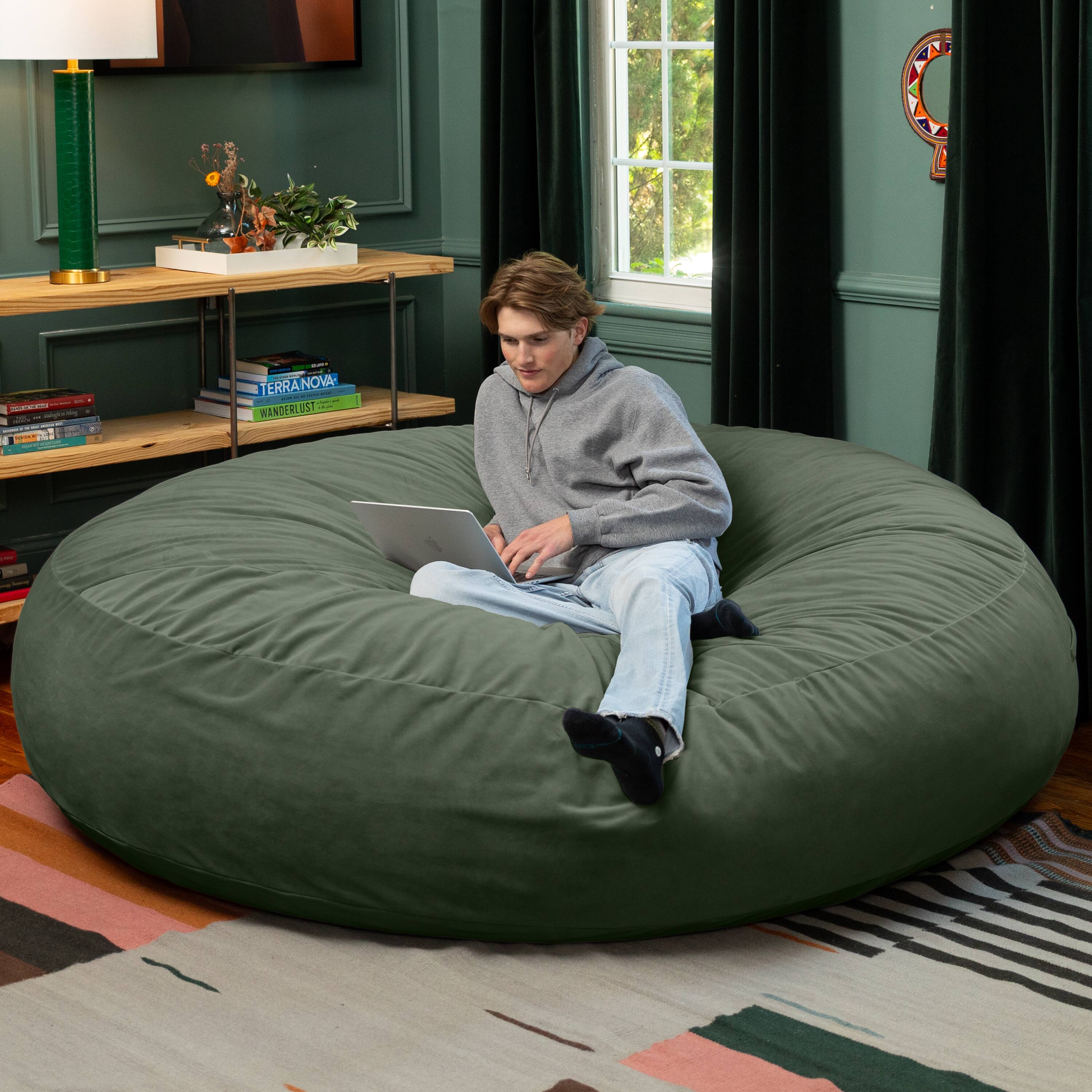 TERRA NOVA  
WANDERLUST