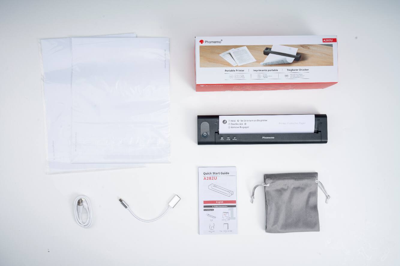 Phomemo USB Printer  
Portable Printer  
mprimante portable  
Tragbarer Drucker  

Phomemo Quick Start Guide  
A282U  
English  

- Hold ⬇️ for 3s to turn on the printer  
- Double click ⬇️ to print  
- Remove the paper  

Printer Protective Paper  

A282U