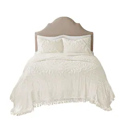 Gracie Mills - Ray Boho Tufted Cotton Chenille Medallion Fringe Coverlet Set - Off-White