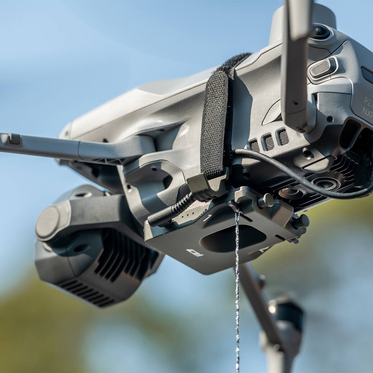Alt View 3. CZI - CZI TH2 Throwing Hook for DJI Matrice 4 Drone.