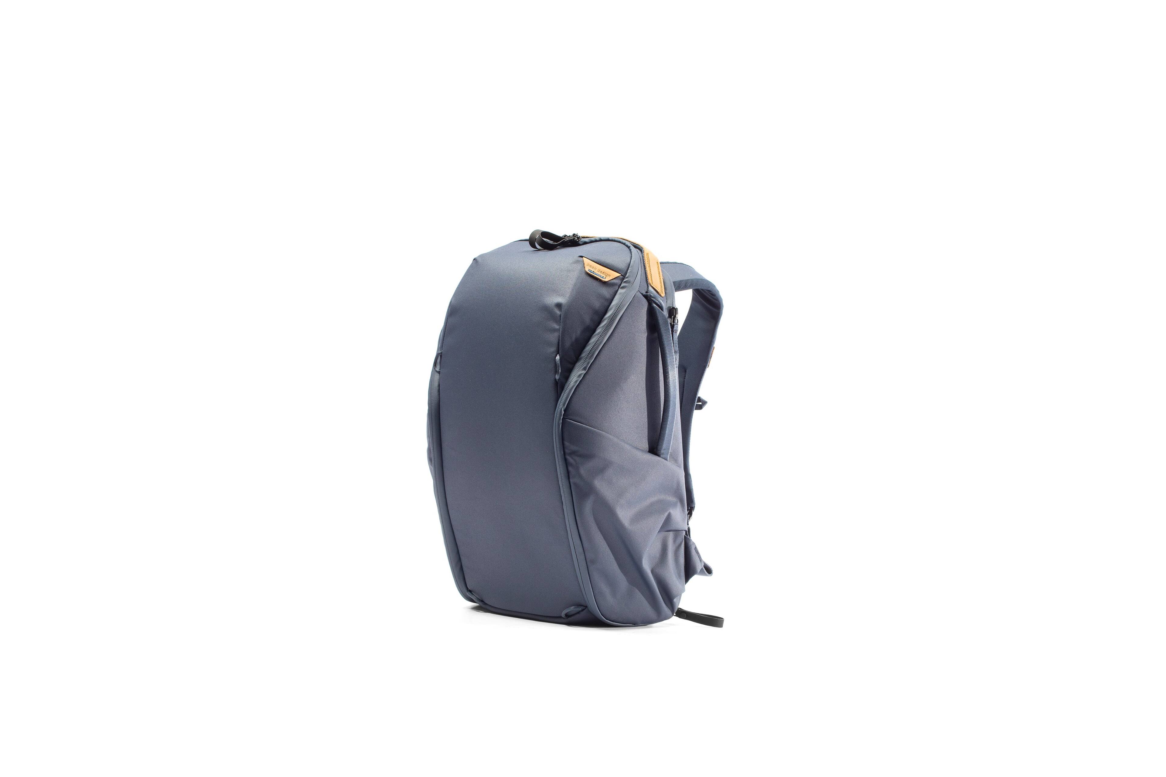 Left. Peak Design - Everyday Backpack 20L Zip - Midnight.