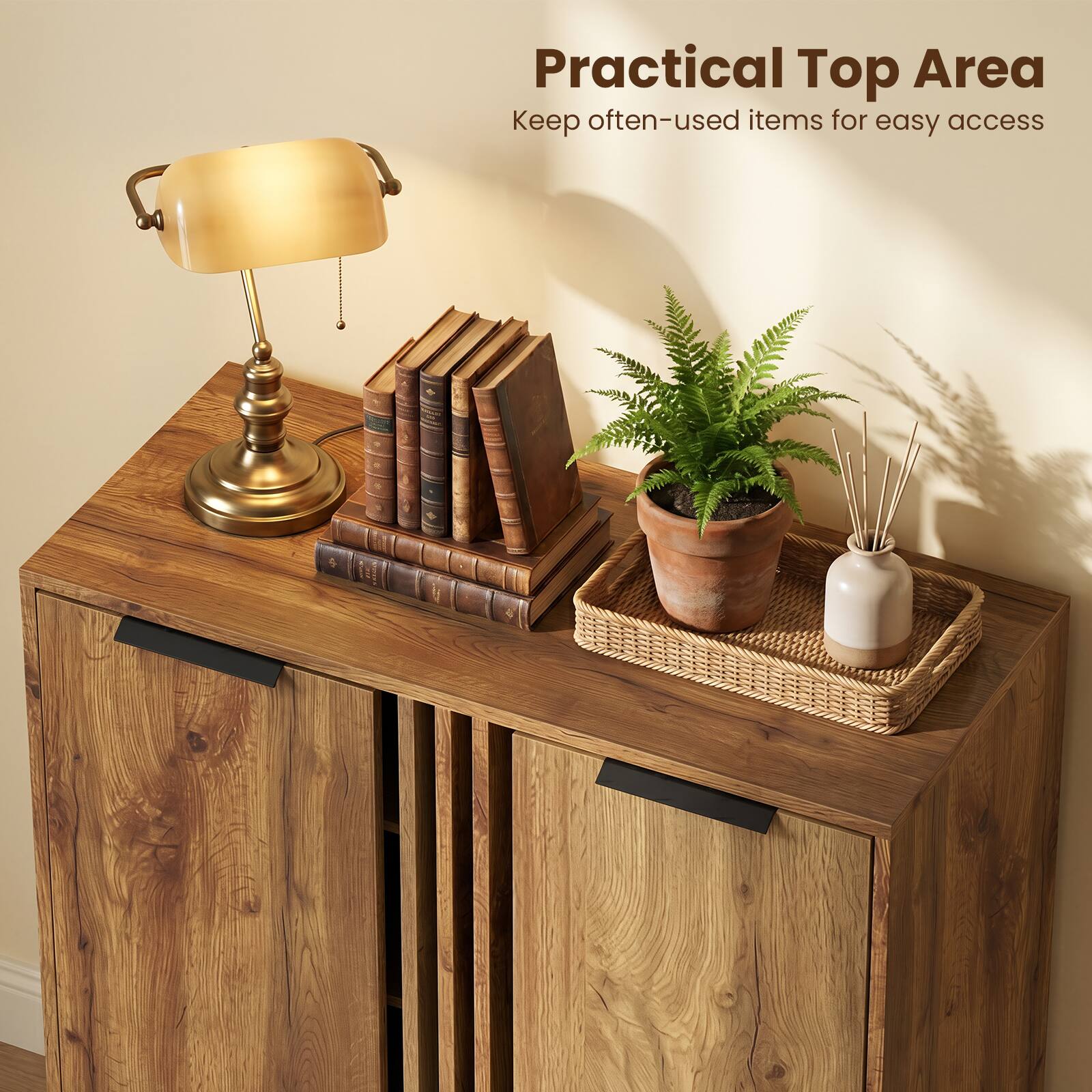 Practical Top Area  
Keep often-used items for easy access