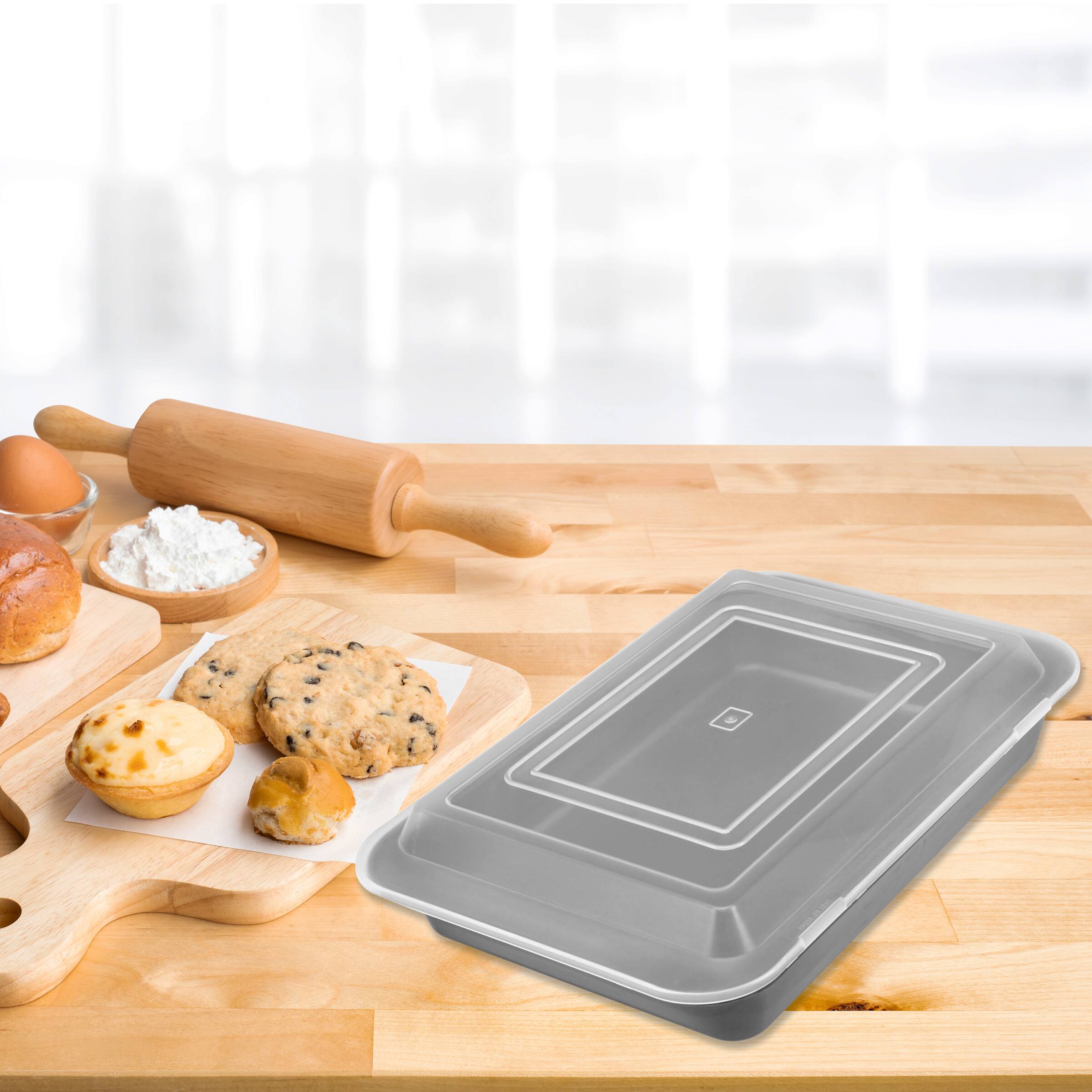 Alt View 3. Range Kleen - Range Kleen B06CC Nonstick Covered Cake Pan, 13 x 9 Inch - Alluring grey color.