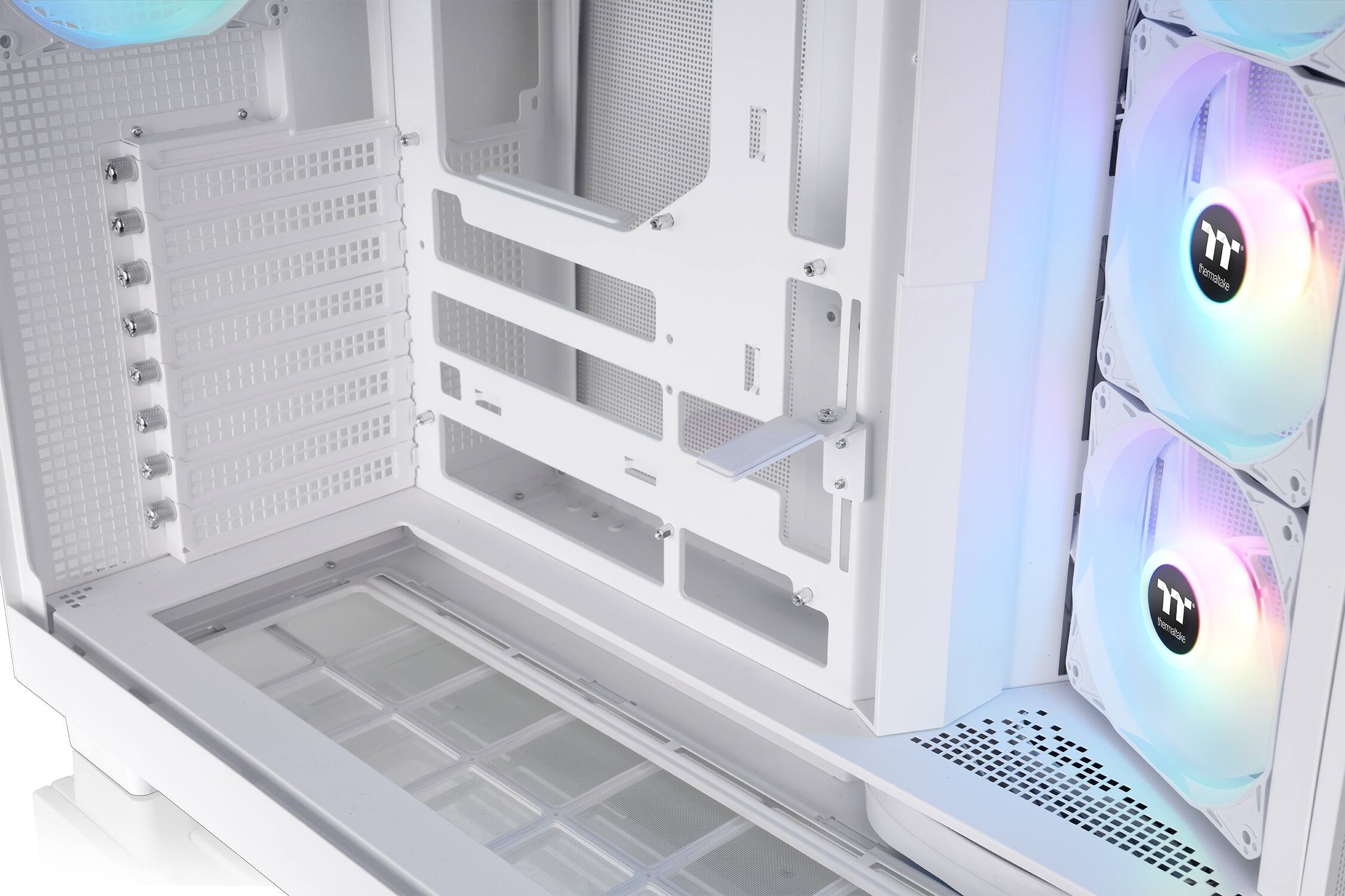 The text on the image is not coherent or grammatically correct. It does not provide any context or information about the image.